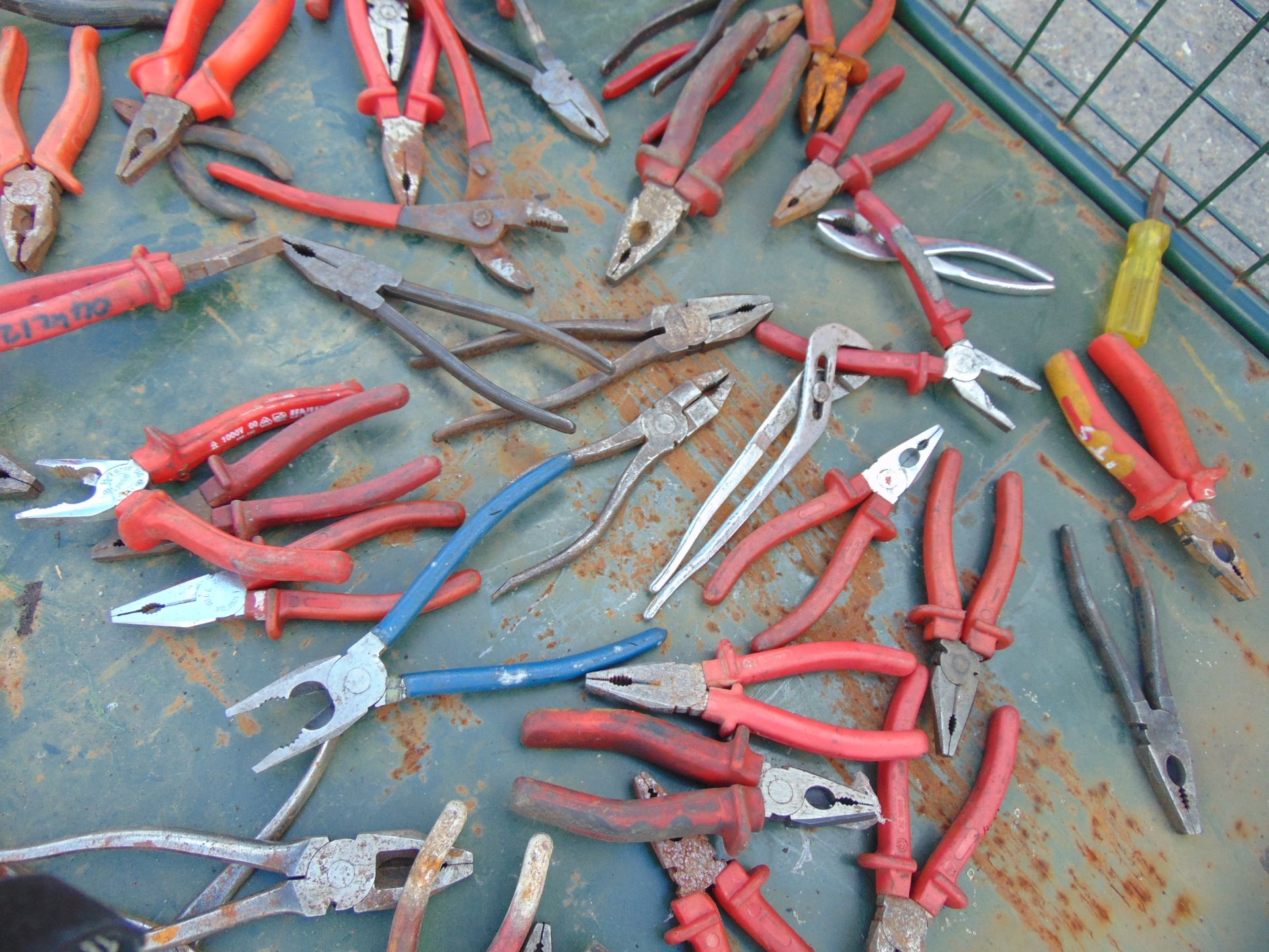 QTY of Pliers - Image 4 of 4