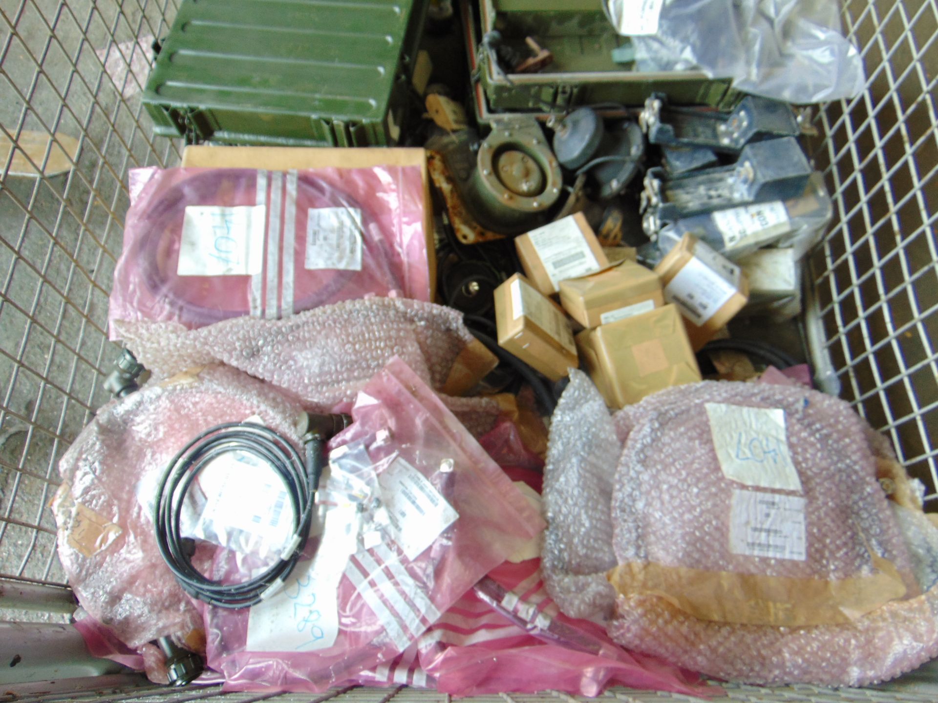 1x Stillage of Clansman Radio Equipment in Cables, Bases, Spares Etc - Image 3 of 6