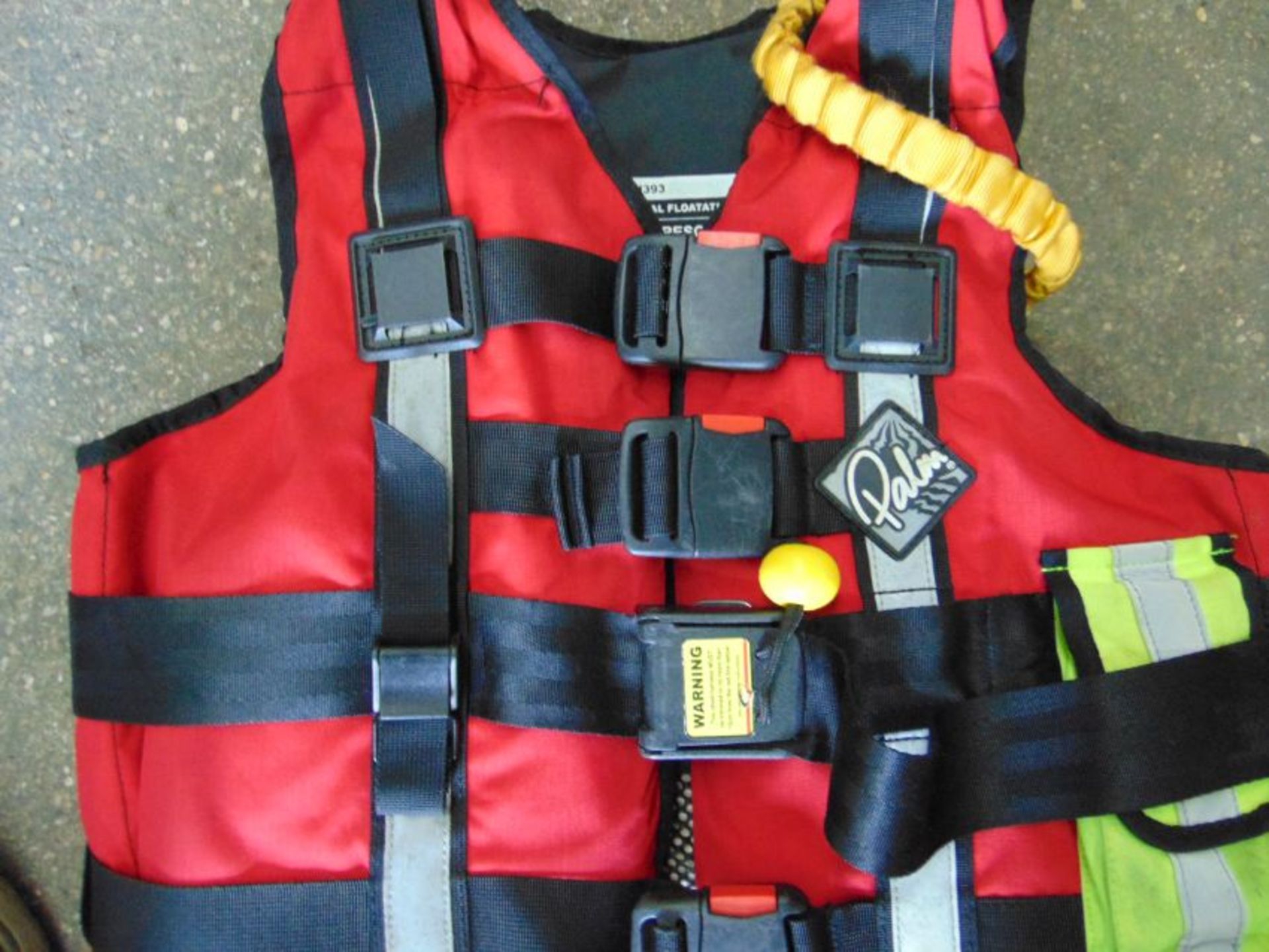 Palm Professional Rescue 800 Buoyancy Aid - PFD Personal Floatation Device Size L/XL - Image 2 of 4