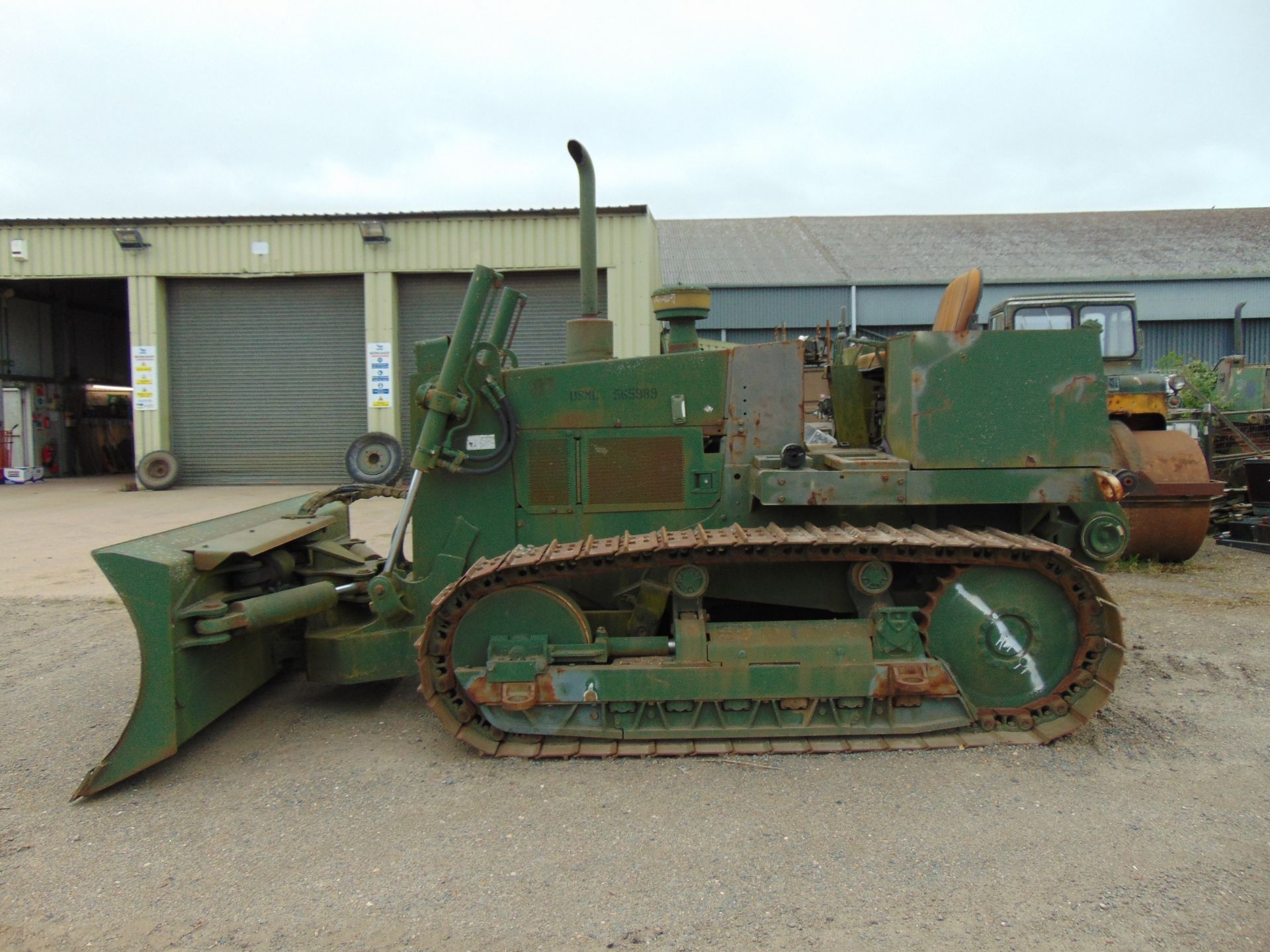 Case 1155E Tracked Drott Loader c/w Winch showing 34 hours - Image 5 of 22