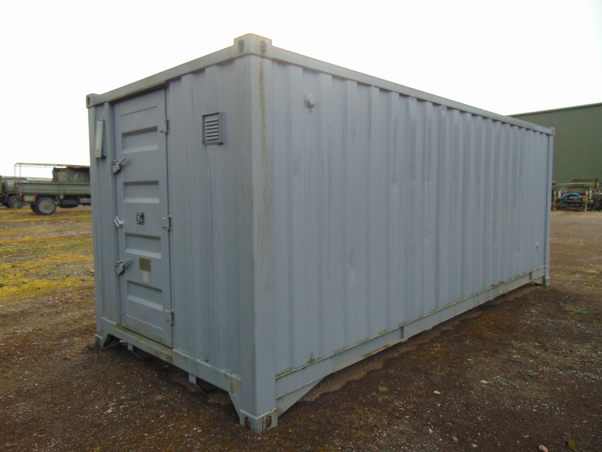 Demountable Front Line Ablution Unit in 20ft Container with hook loader, Twist Locks Etc - Image 3 of 31