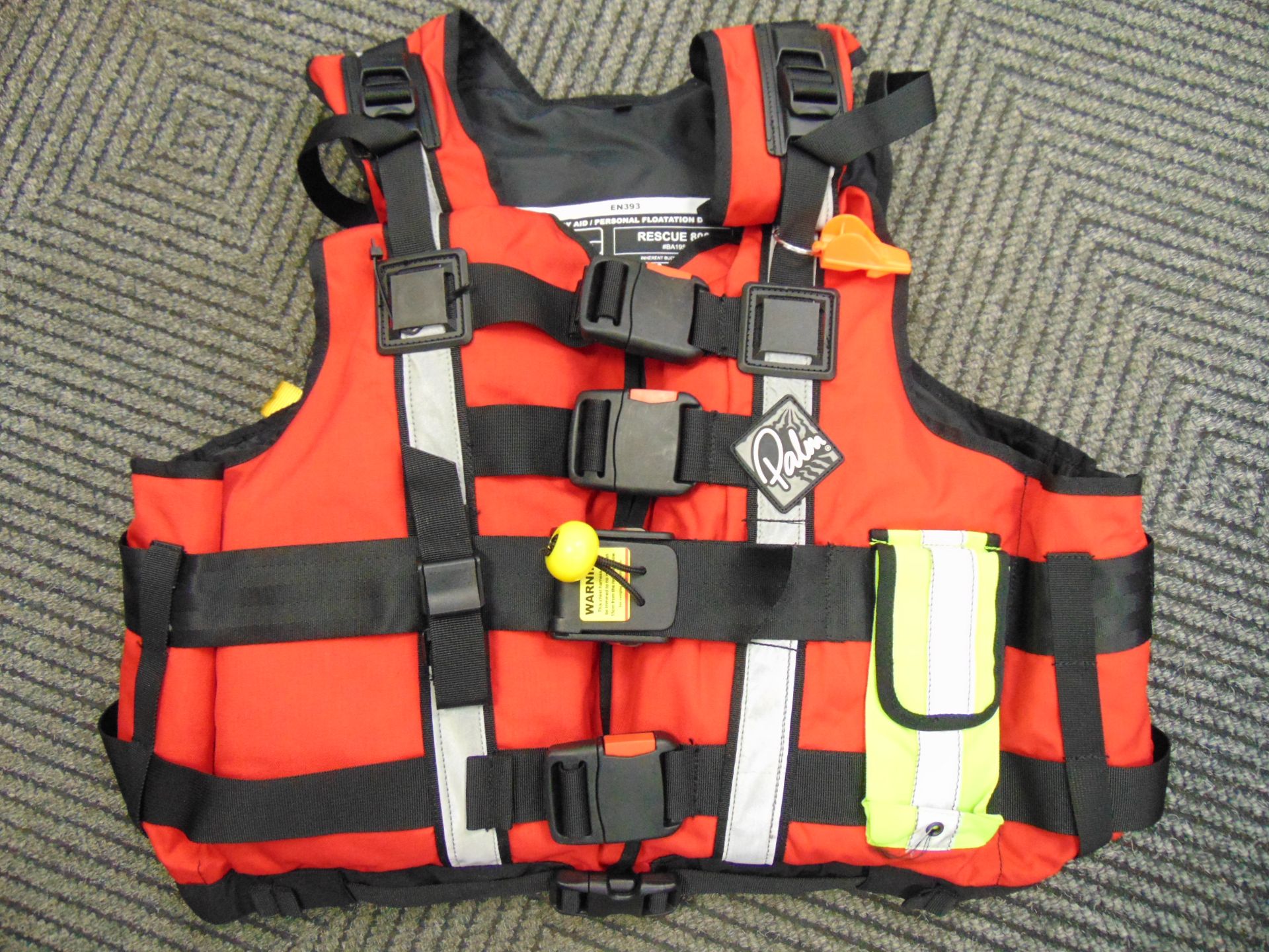 Palm Professional Rescue 800 Buoyancy Aid - PFD Personal Floatation Device Size L/XL