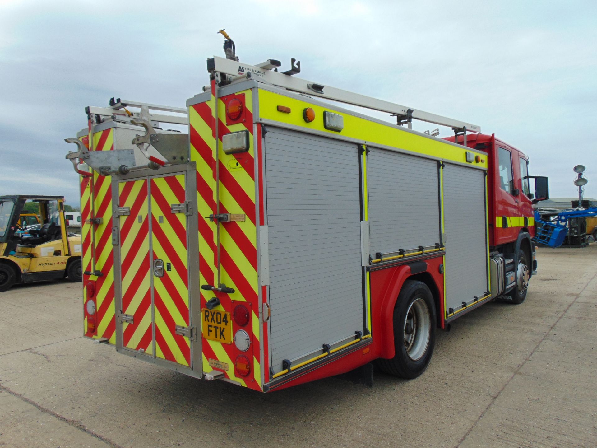 Scania 94D 260 4x2 Fire Engine ONLY 86,885km - Image 8 of 40