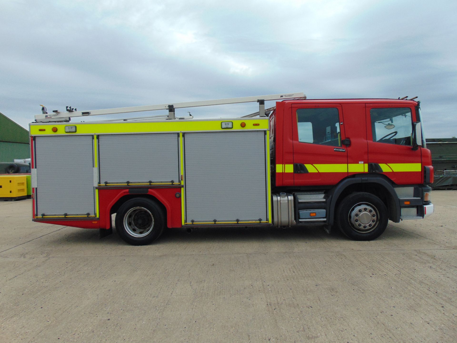 Scania 94D 260 4x2 Fire Engine ONLY 86,885km - Image 7 of 40