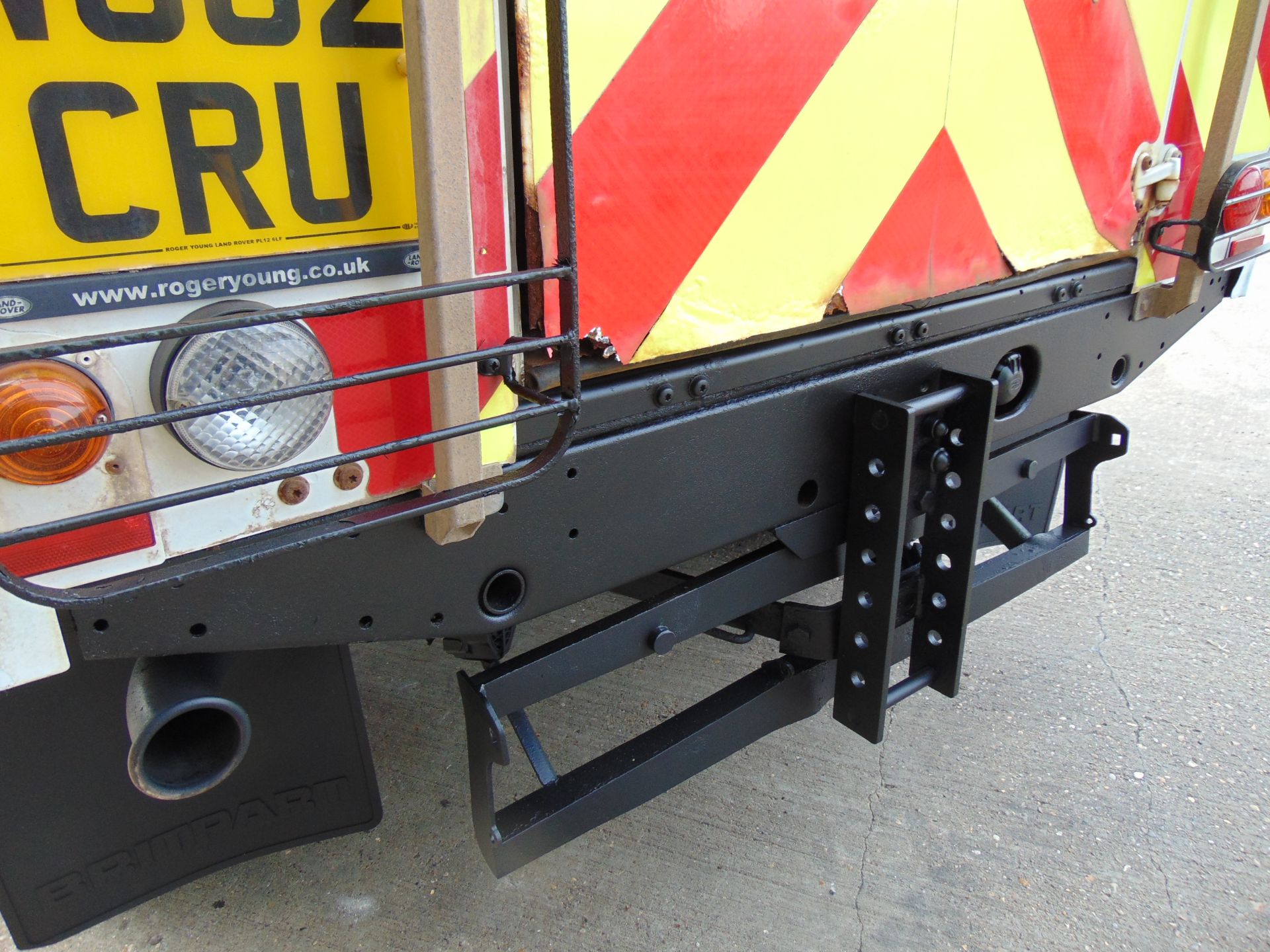 2013 Land Rover Defender 110 Puma hardtop 4x4 Utility vehicle (mobile workshop) with hydraulic winch - Image 11 of 44