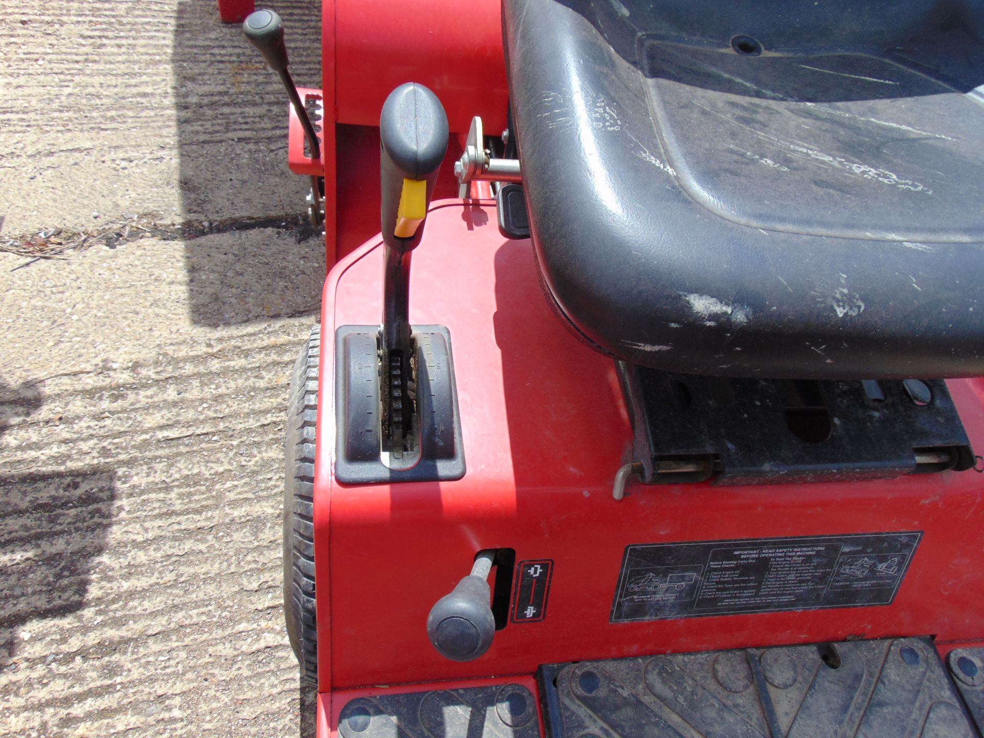 Countax 350H Ride on Mower c/w Collector etc - Image 6 of 16