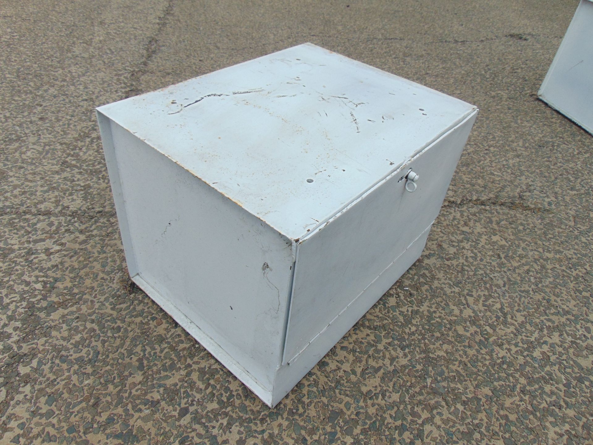 Vehicle Stowage Box - Image 3 of 5