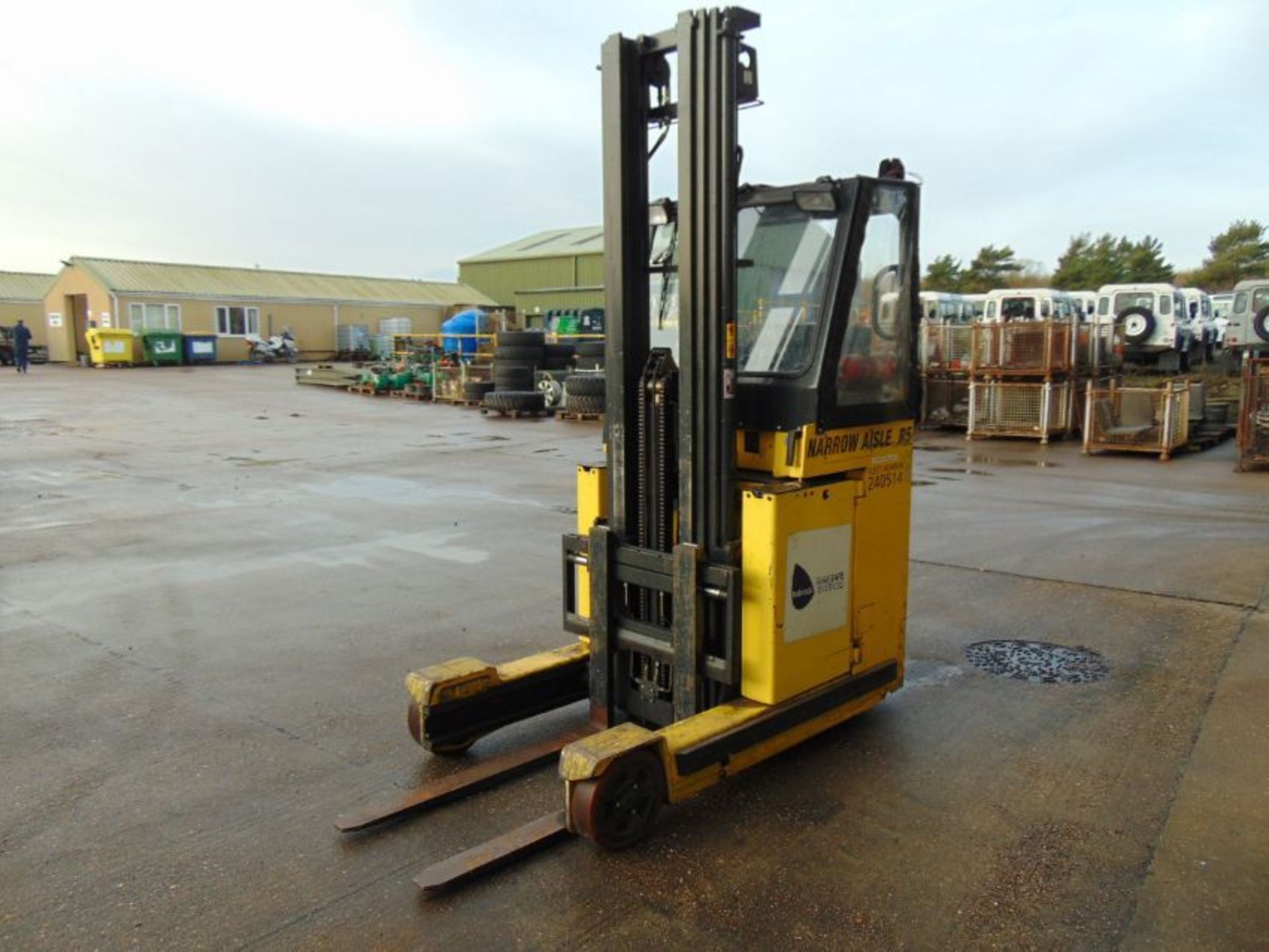 Narrow Aisle R5.16N Electric Reach Forklift - Bild 5 aus 20