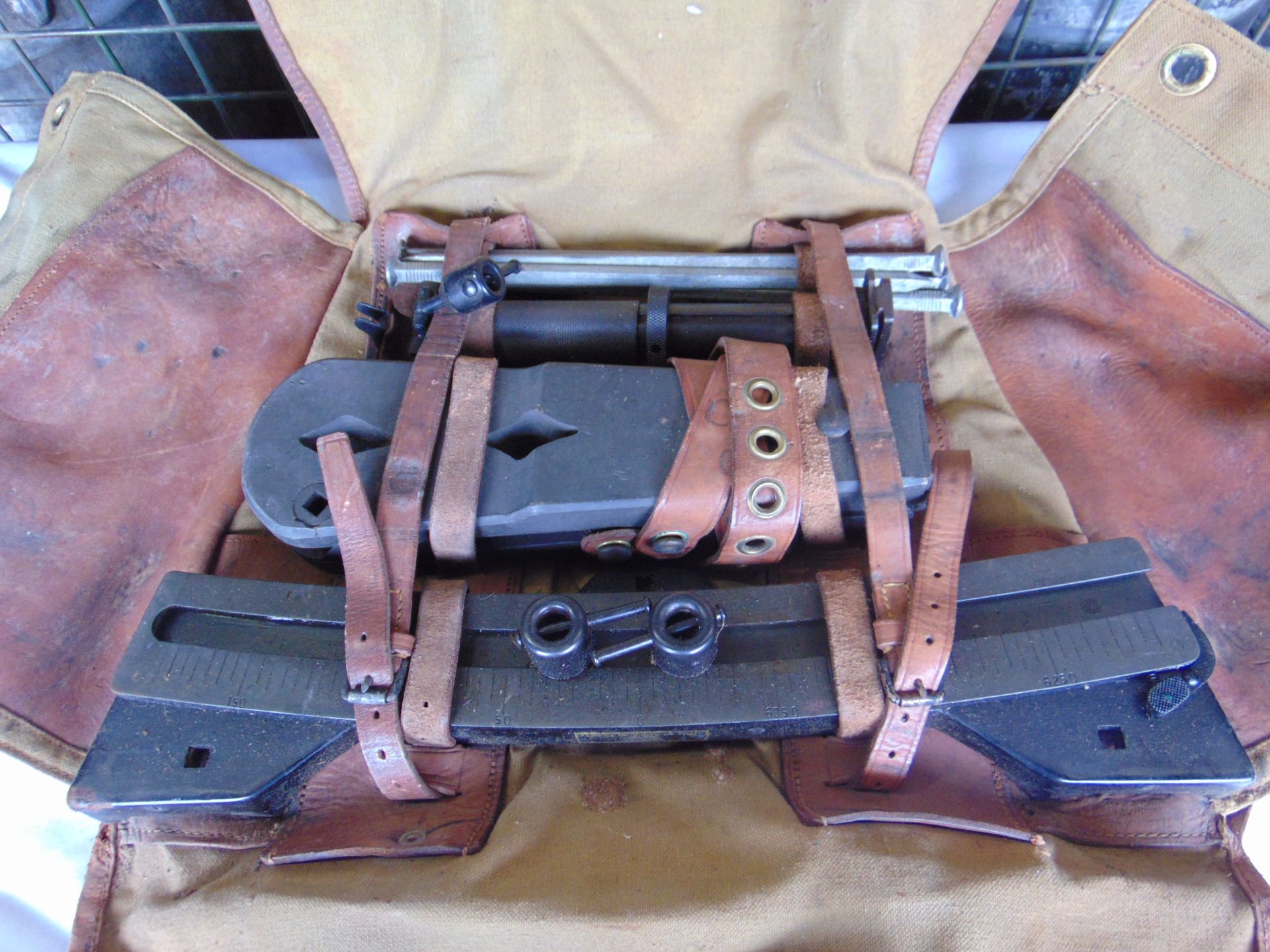 V Rare Unissued MG 13 Complete Sustained Fire Kit in original canvas pouch with leather straps - Image 3 of 3