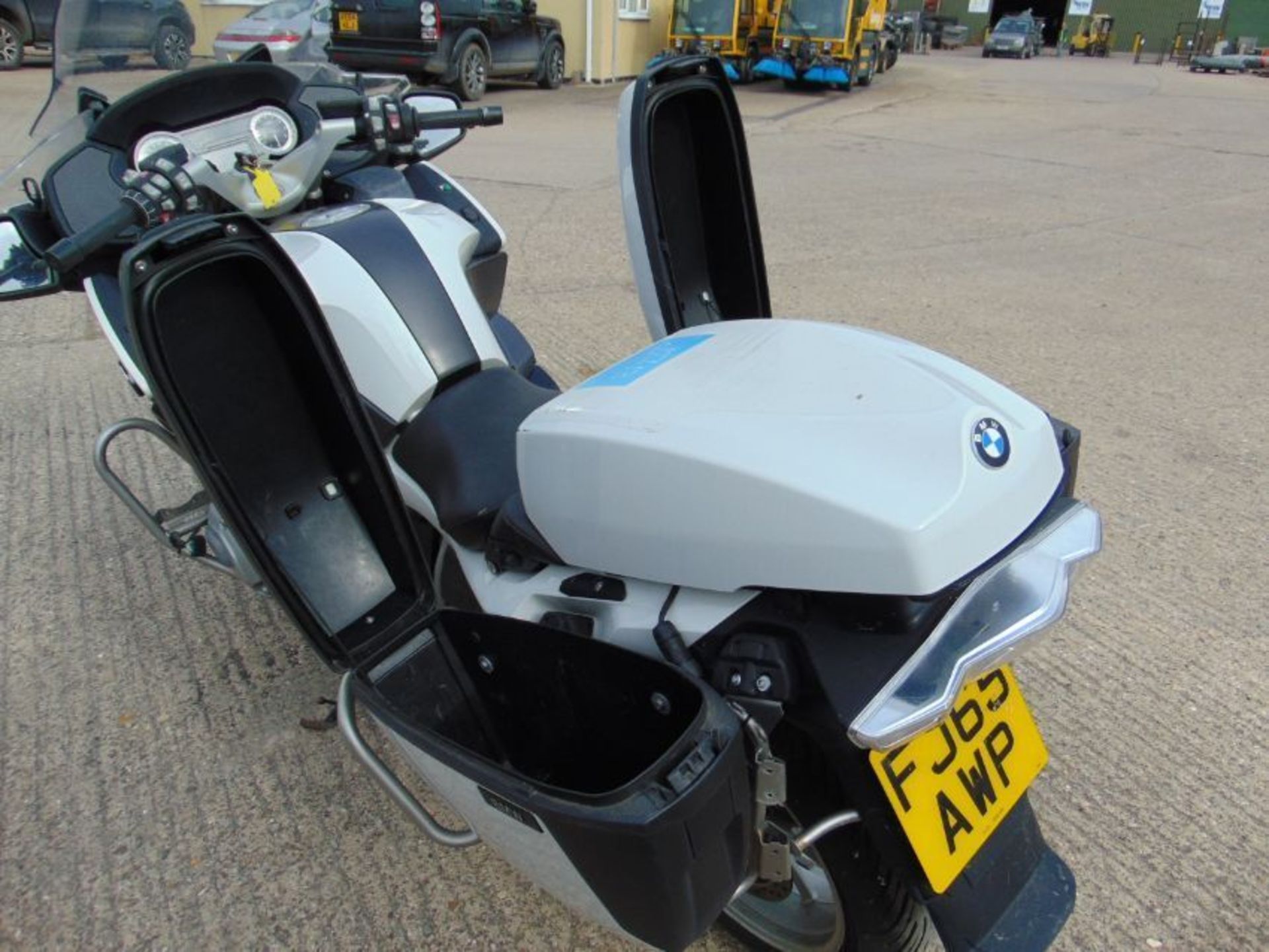 UK Police a 1 Owner 2015 BMW R1200RT Motorbike ONLY 44,661 Miles! - Image 9 of 26