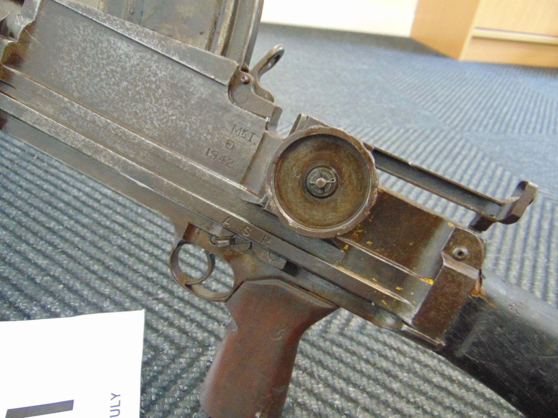 ORIGINAL WW2 Enfield Mk 1 . 303 BREN (Light Machine Gun) Dated 1942 Deactivated - Image 11 of 14