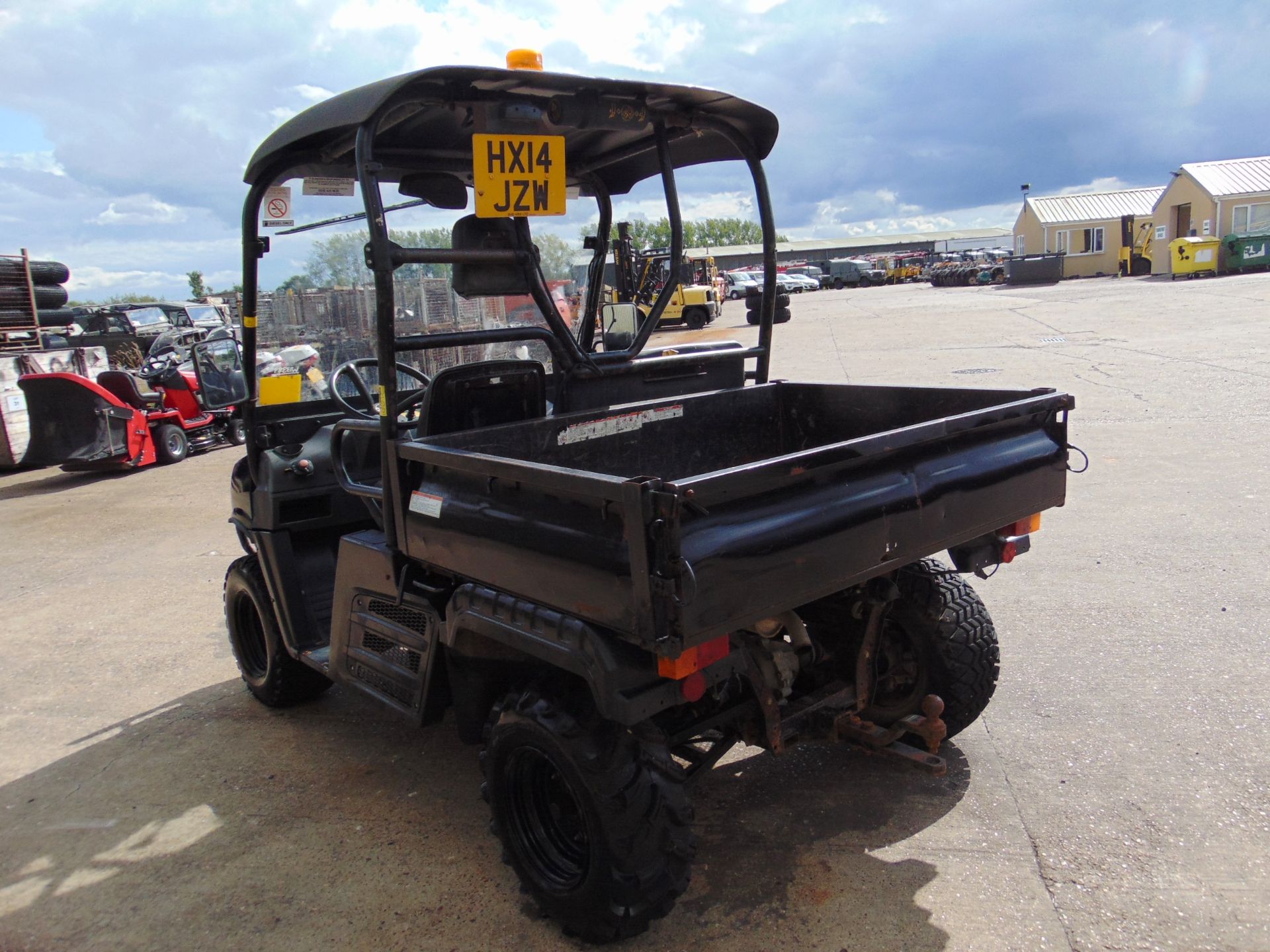 2014 Cushman XD1600 4x4 Diesel Utility Vehicle Showing 1198 hrs - Image 6 of 18