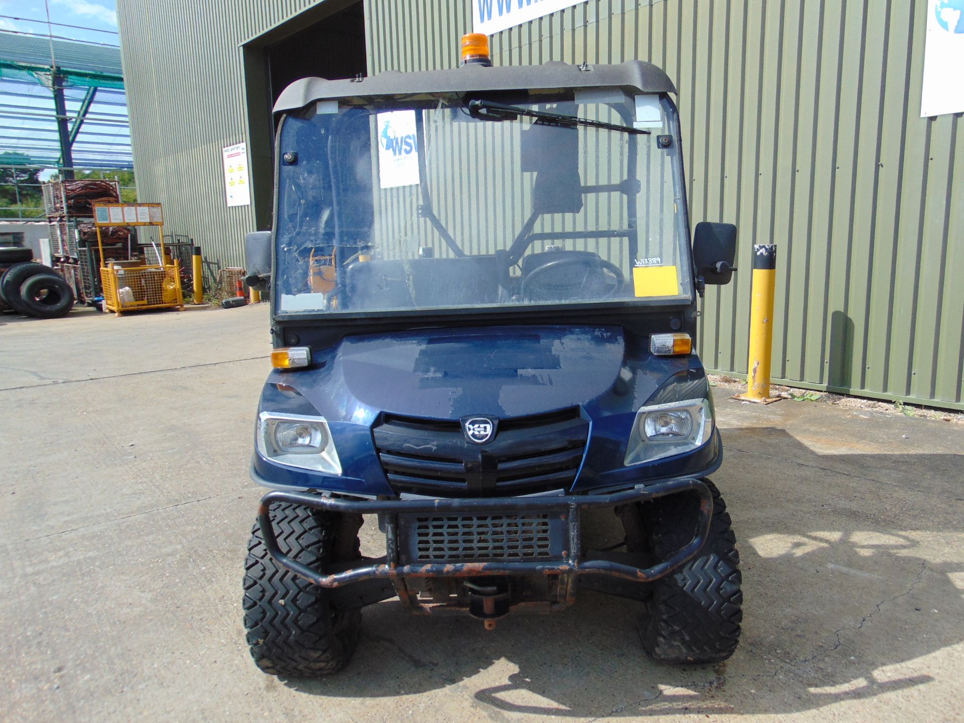 2014 Cushman XD1600 4x4 Diesel Utility Vehicle Showing 1198 hrs - Image 3 of 18