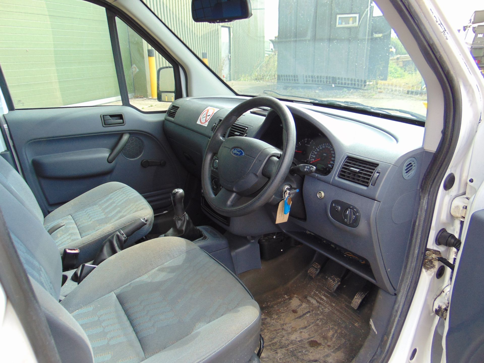 2007 Ford Transit Connect T230L Panel Van ONLY 57,737 MILES! - Image 21 of 28