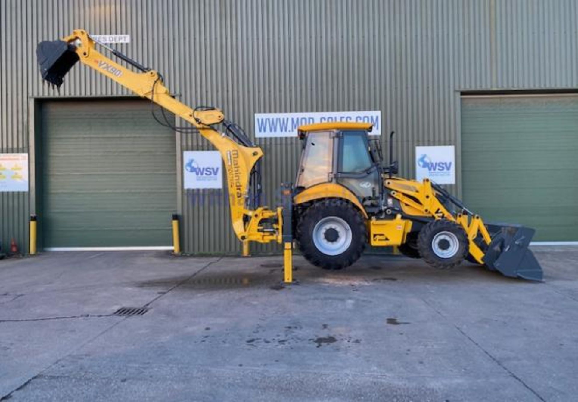 Unused 2022 Mahindra VX90 4x4 Backhoe loader - Image 11 of 20