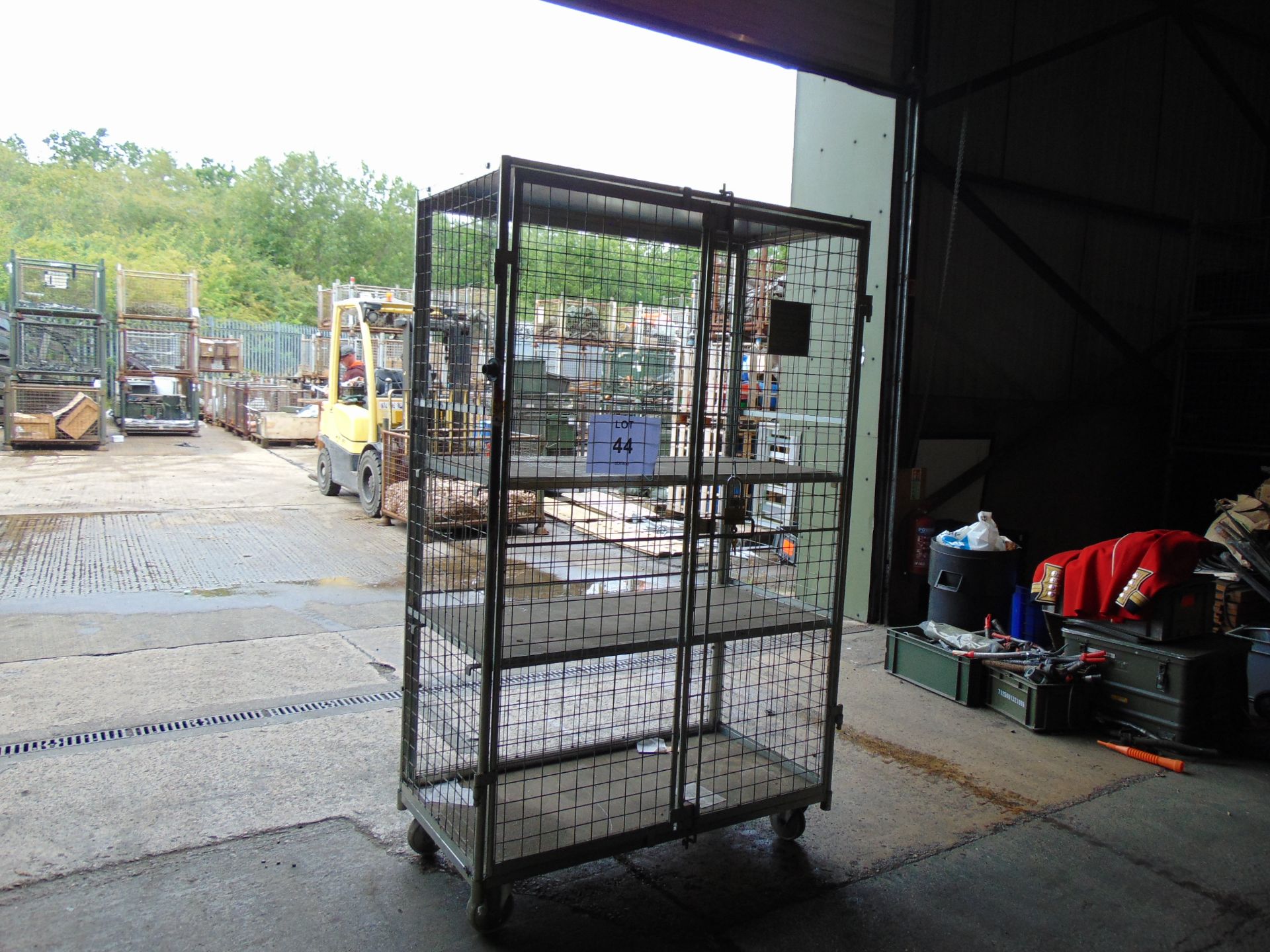 Security Cage c/w lock and Keys