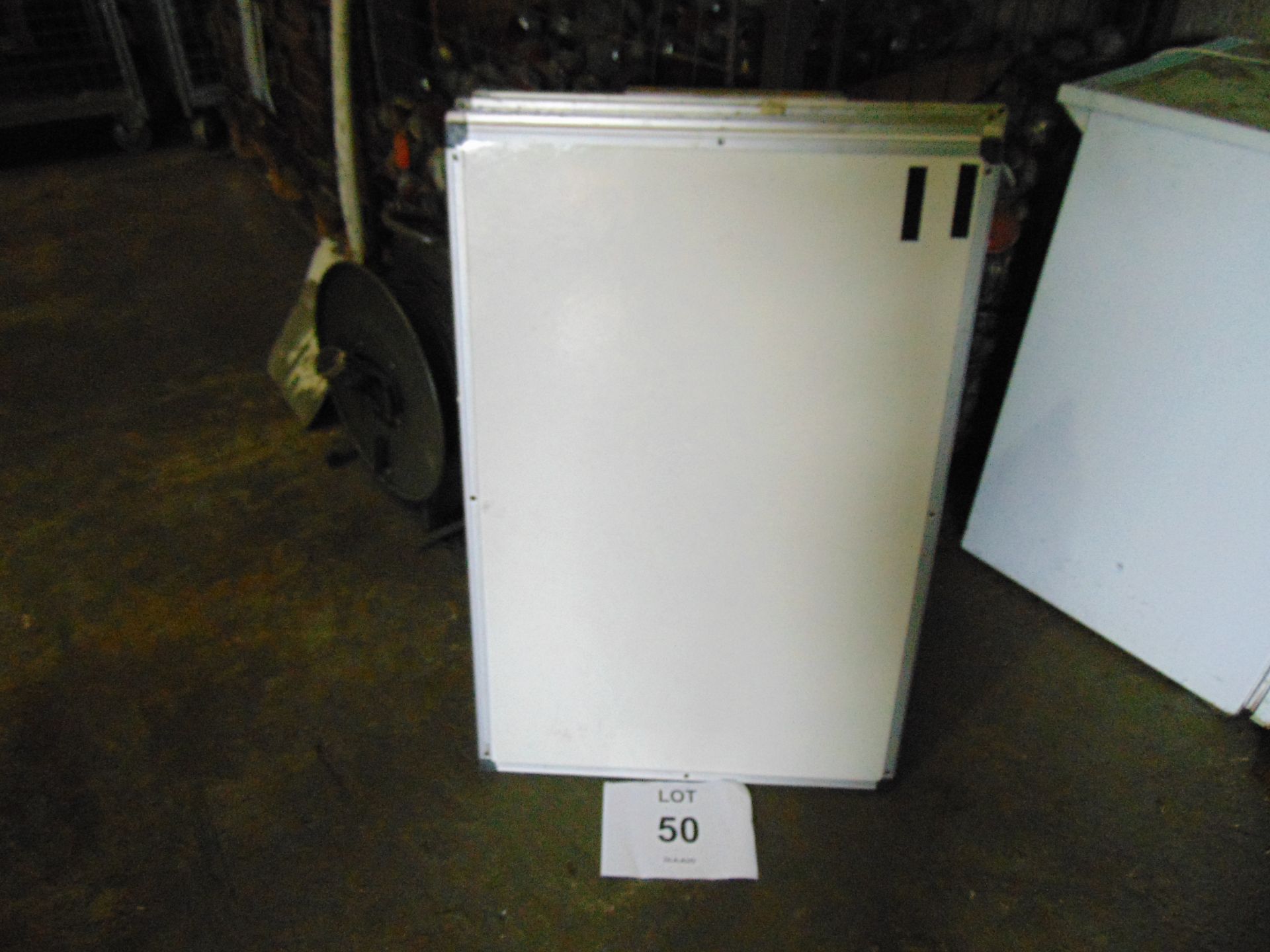 5 x 2ft x 3ft MoD White Boards