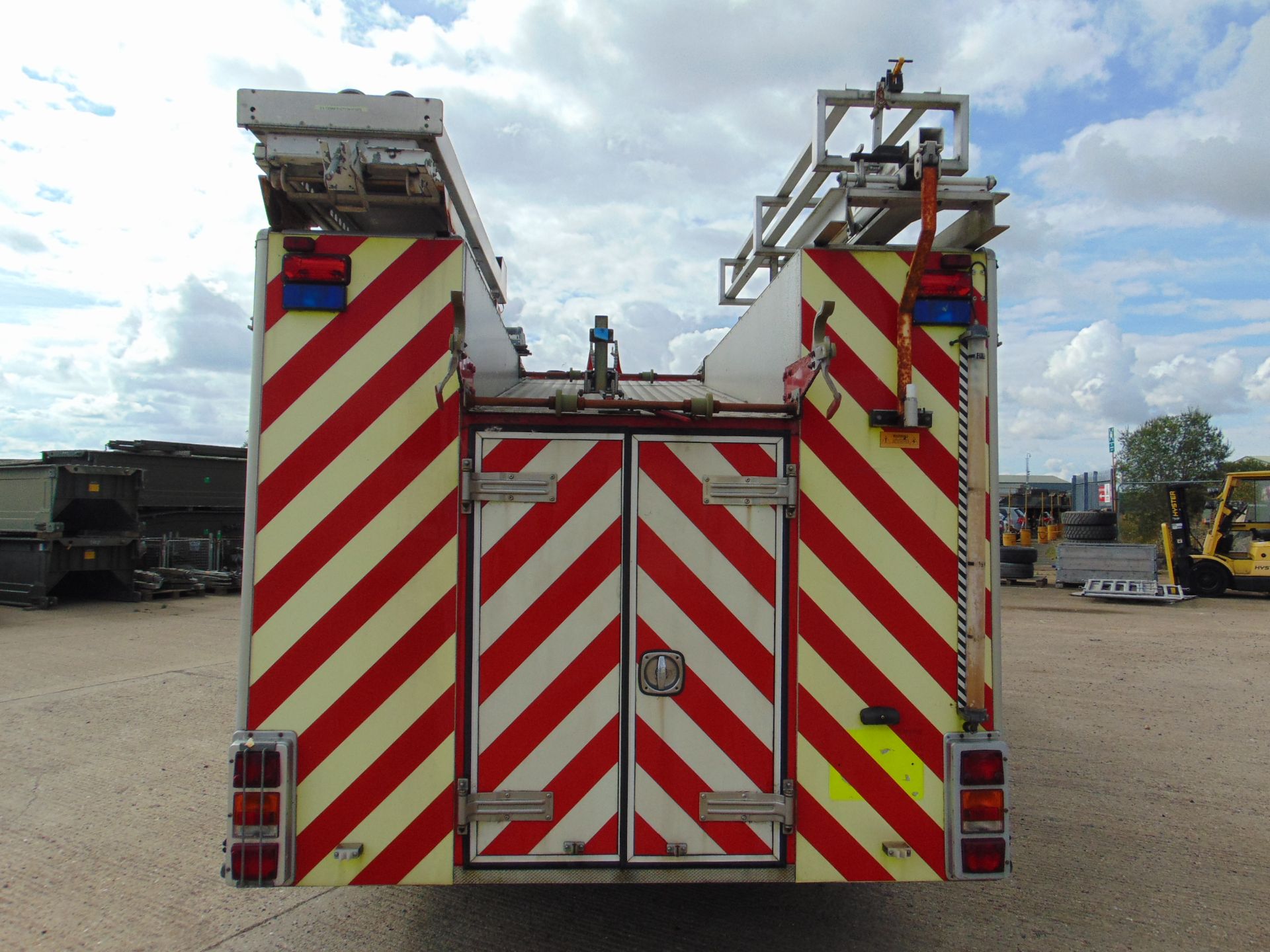 Volvo Saxon 4x2 Fire Engine - Image 7 of 38