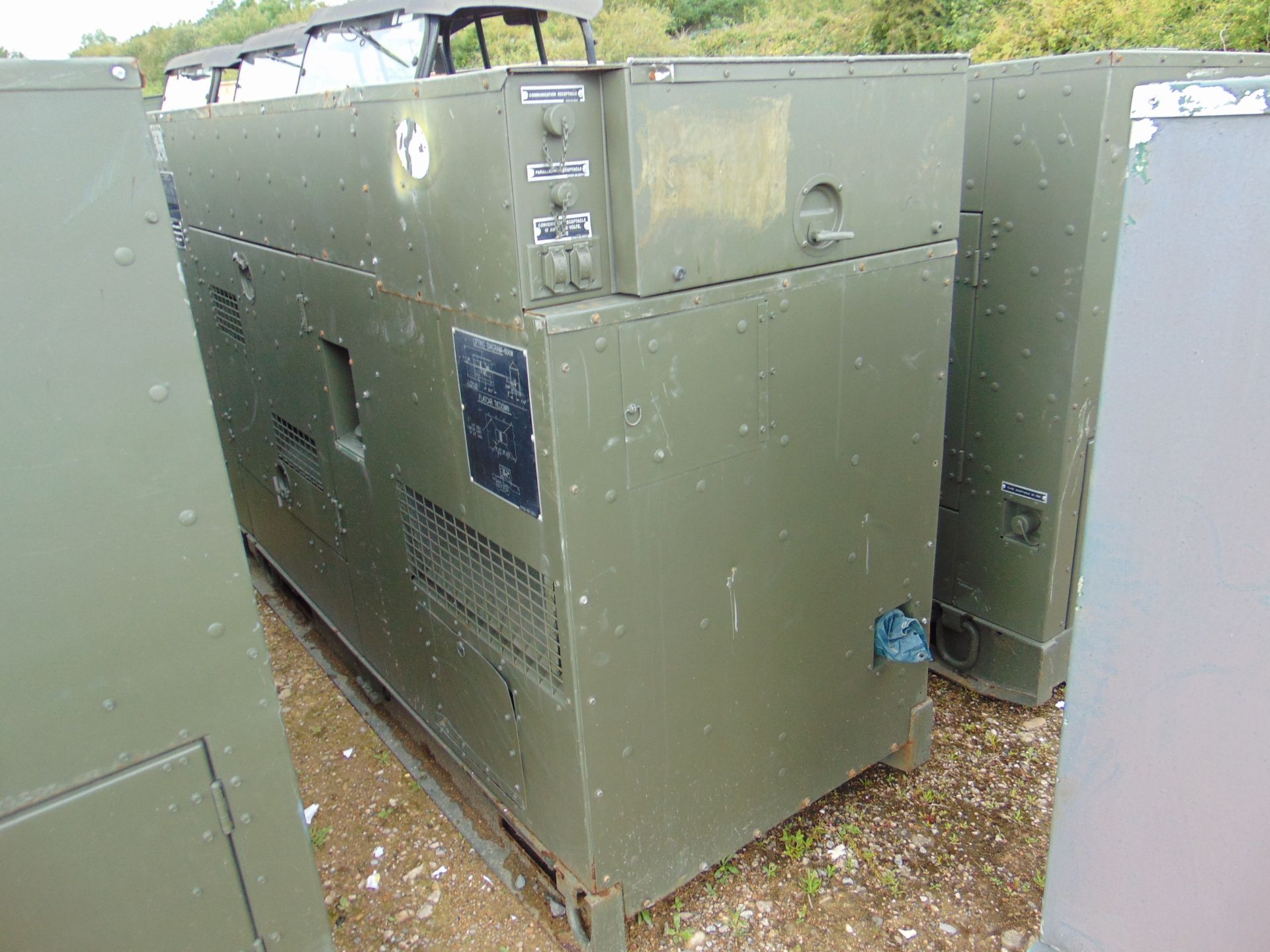 MEP-806B John Deere Diesel Powered 3 phase 75KVA 60KW-50/60HZ Generator - Image 2 of 9