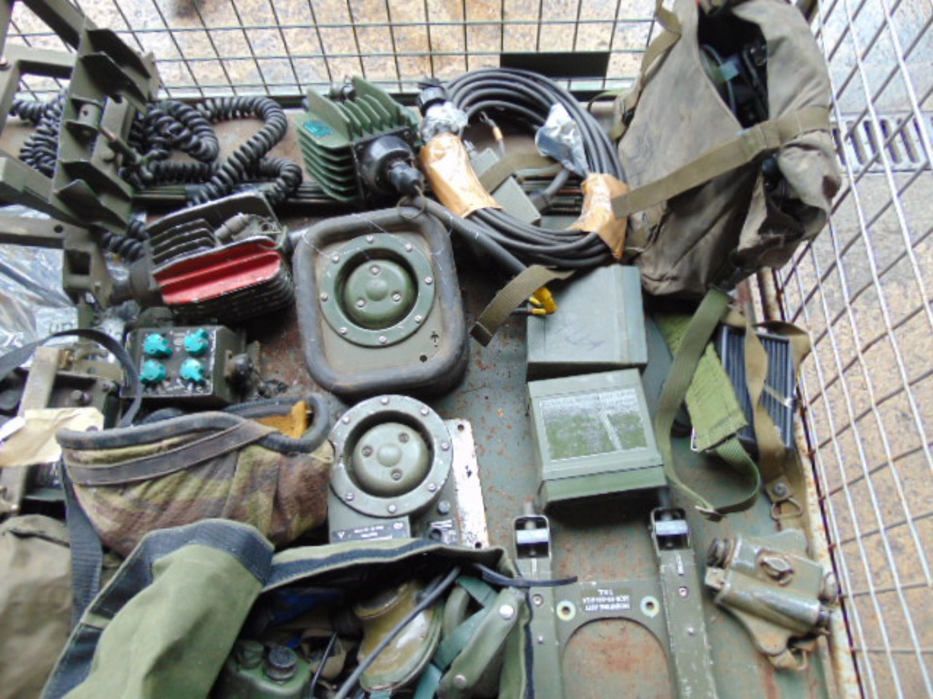 1 x Stillage of Clansman Radio Equipment - Bild 2 aus 7