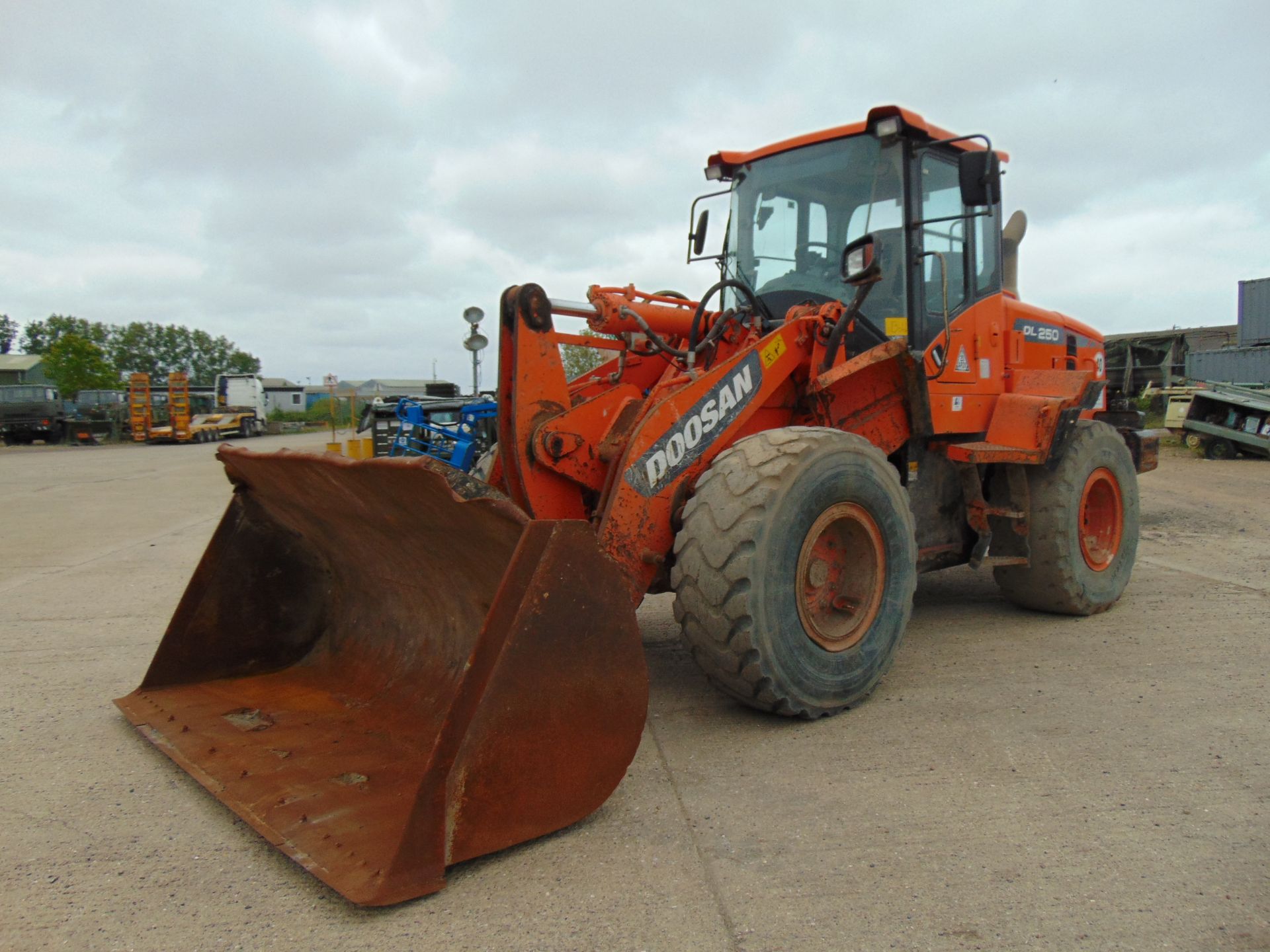 2016 Doosan DL250 Wheel Loader - Image 5 of 30