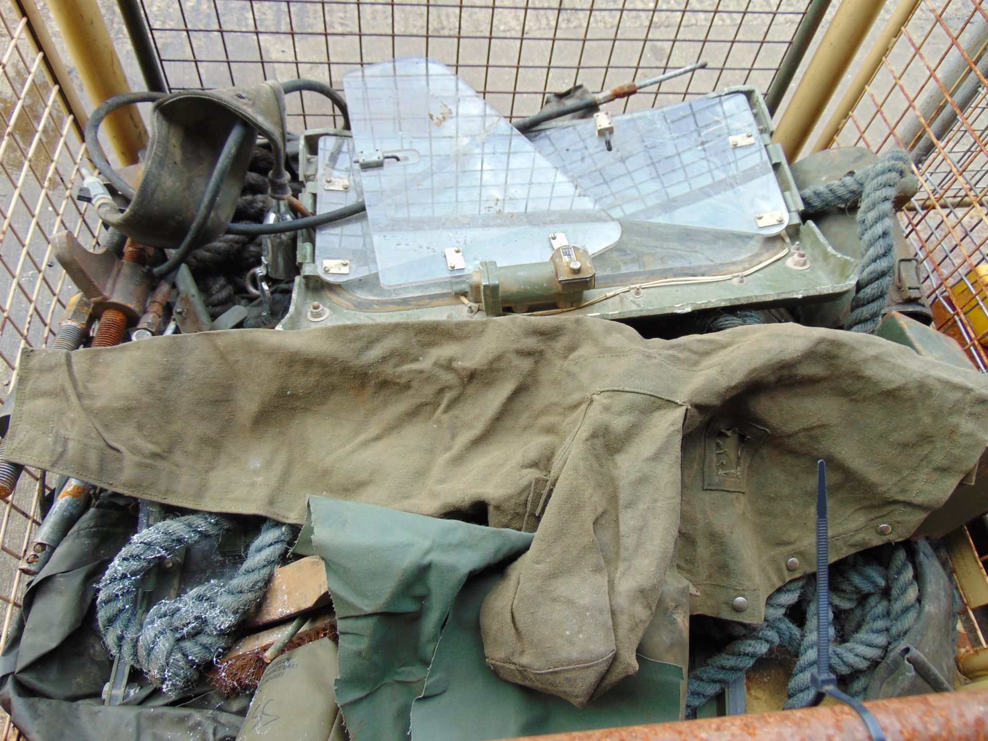 1 x Stillage FV Windscreens Gun Covers, Track Tools etc - Image 3 of 4