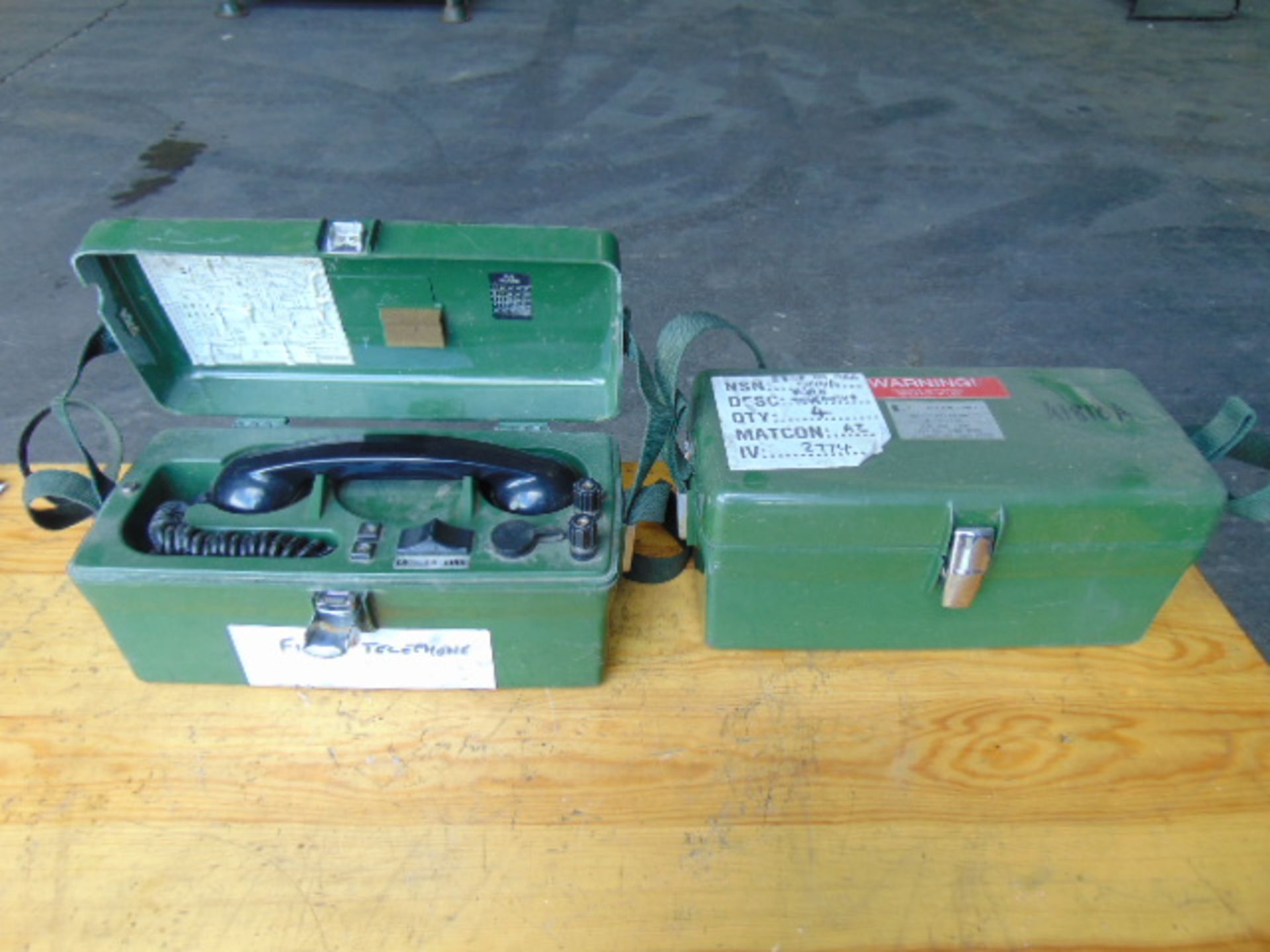 2 x UK PTC 405 Filed Telephones - Image 2 of 9