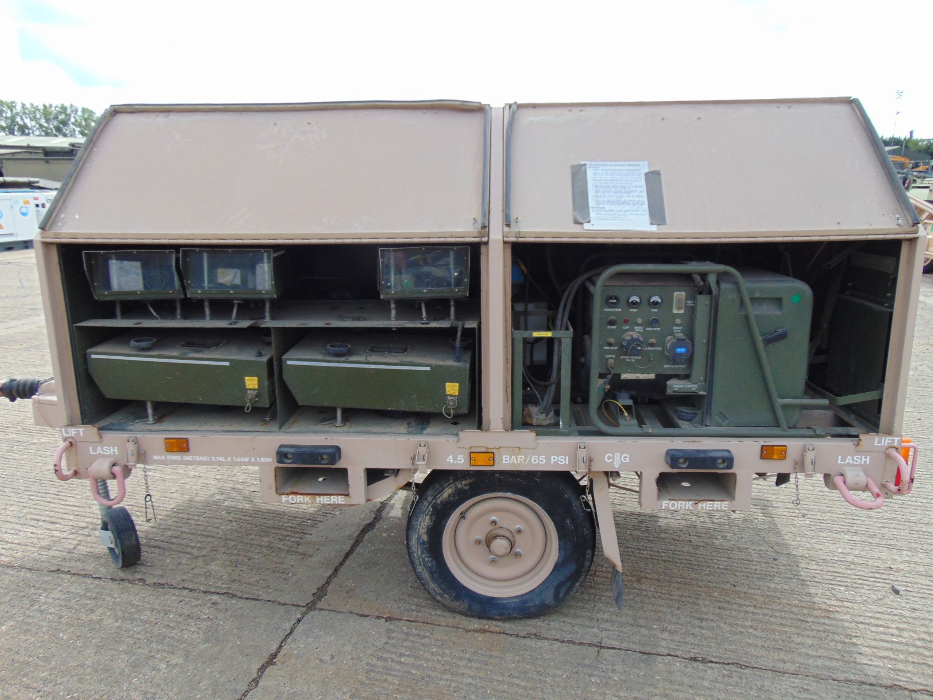 Moskit Single Axle Self Contained Airfield Lighting System c/w 2 x Onboard Generators - Image 15 of 20