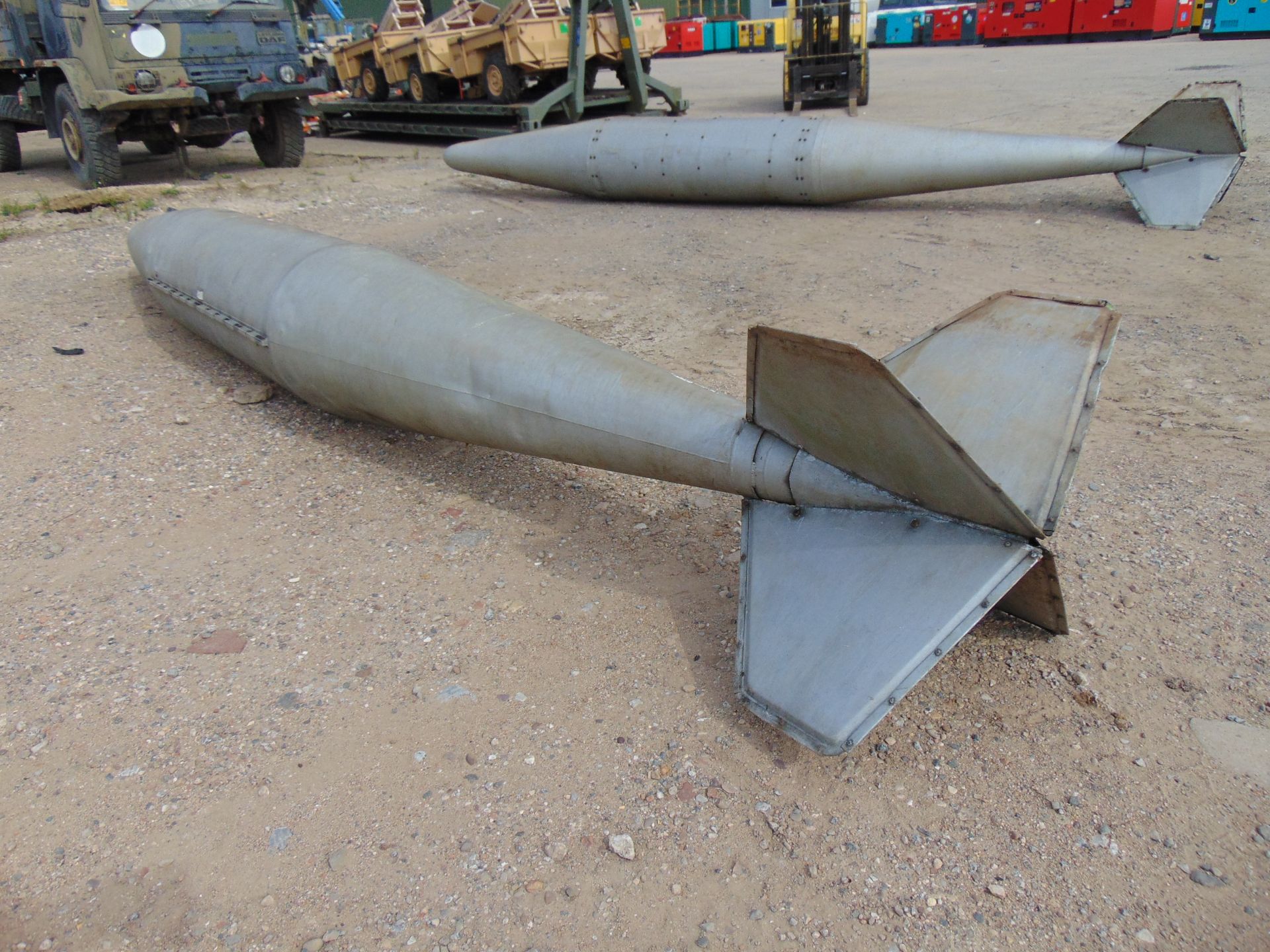 Aluminium external fuel tank, Drop tank (external tank, wing tank, or belly tank) - Image 4 of 7