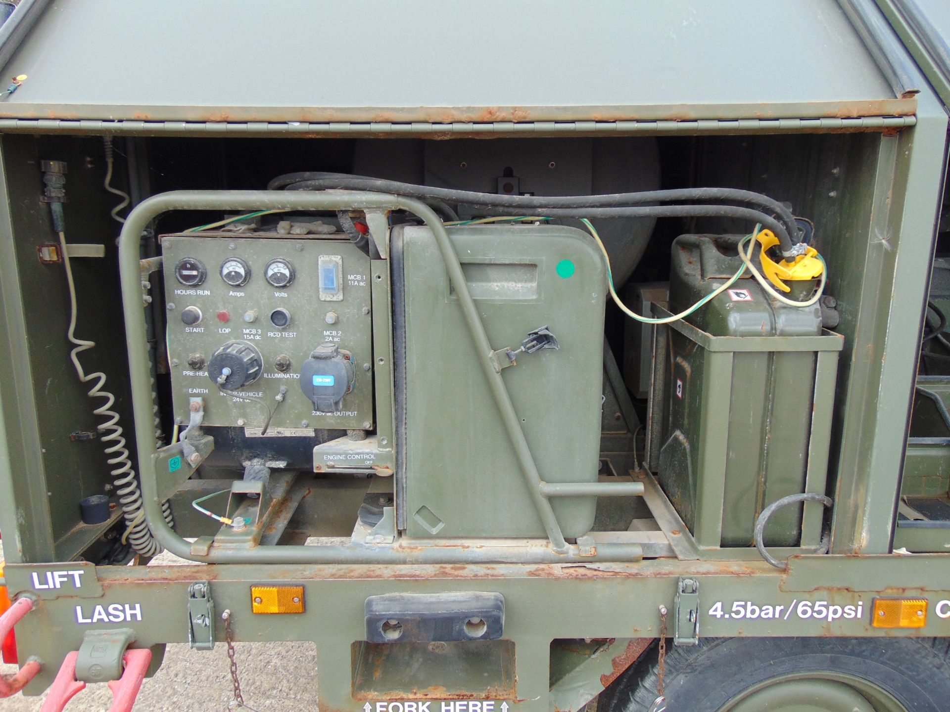 Moskit Single Axle Self Contained Airfield Lighting System c/w 2 x Onboard Generators - Image 11 of 21