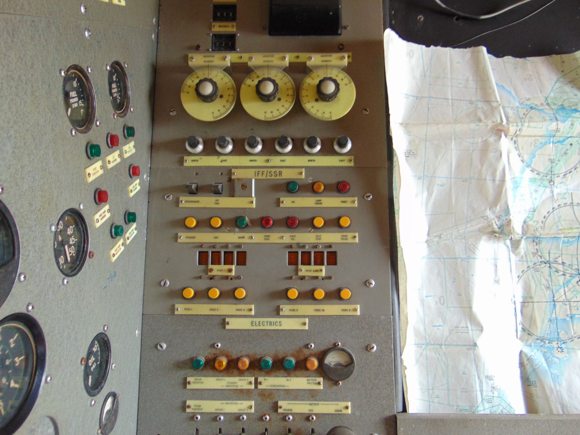 Very Rare Hunter Training Simulator from the RAF - Image 22 of 48