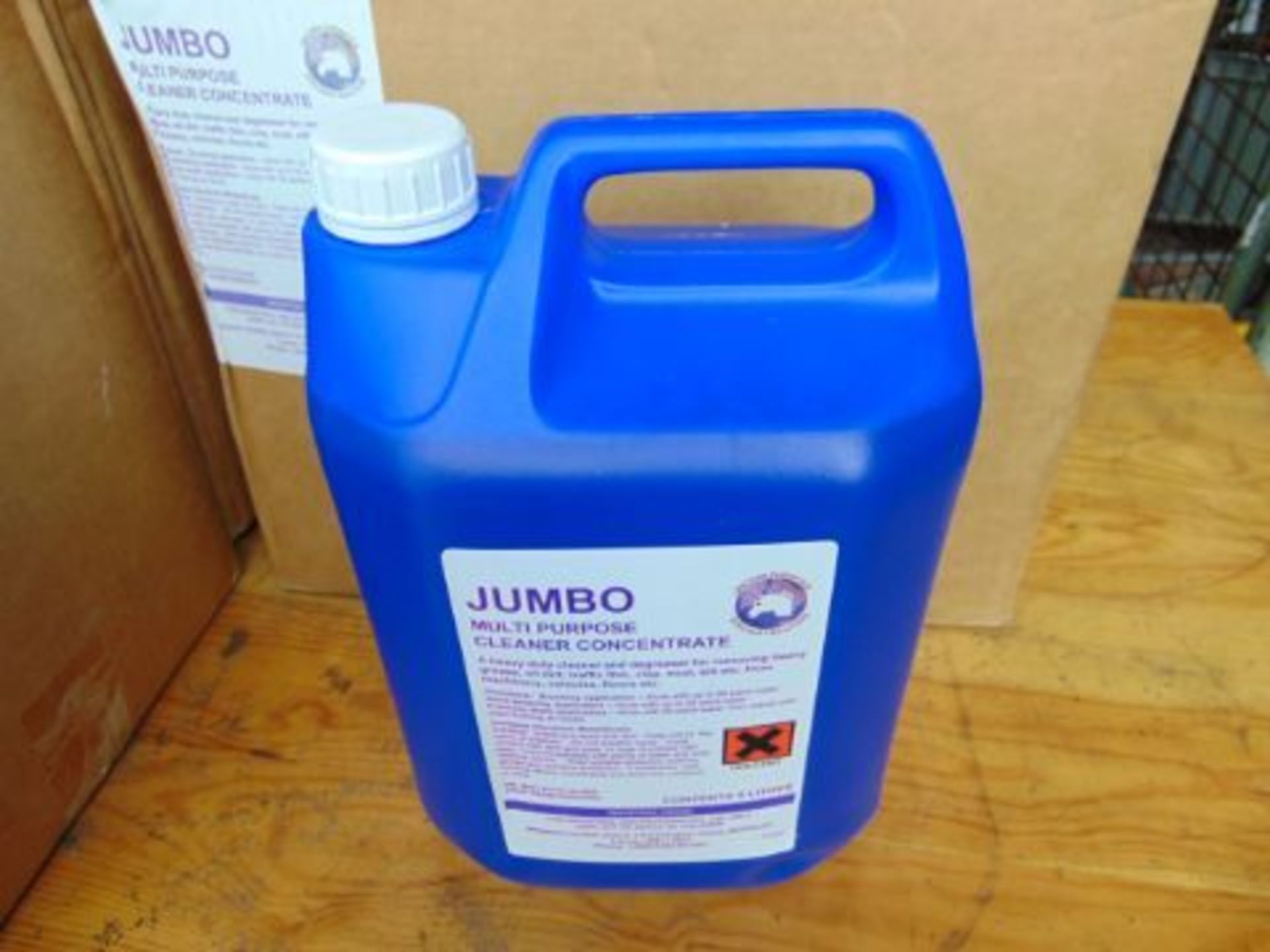 16 x 5 litres ( in boxes of 4 ) Unissued Jumbo Multi purpose Cleaner Concentrate, MoD Reserve Stock - Image 2 of 4