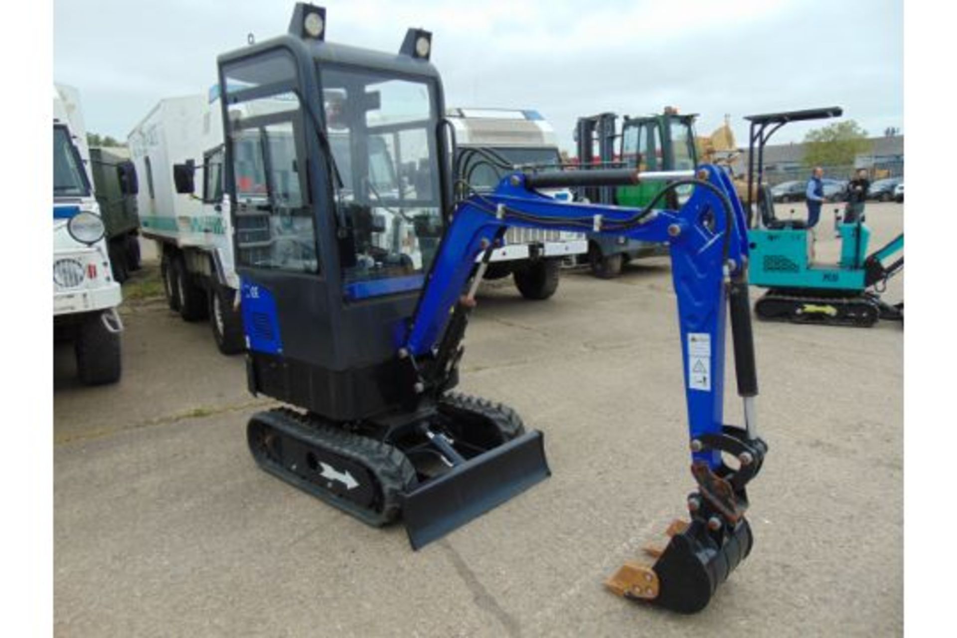 NEW UNUSED 1 Tonne 2022 Diesel HT10 Mini Excavator