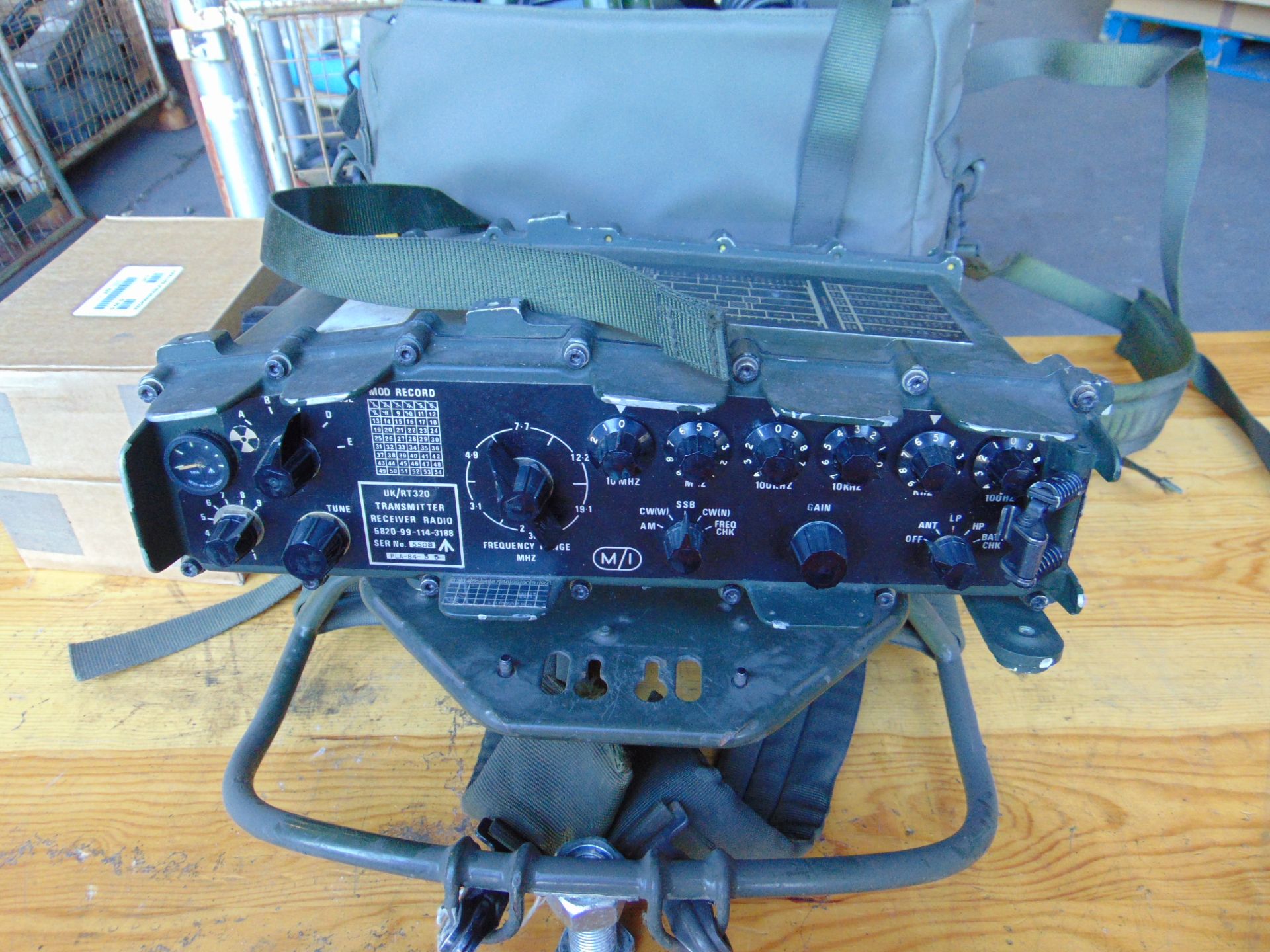Clansman UK/RT 320 HF Transmitter Receiver c/w 2 Spare Batteries (Unissued) etc - Image 2 of 8