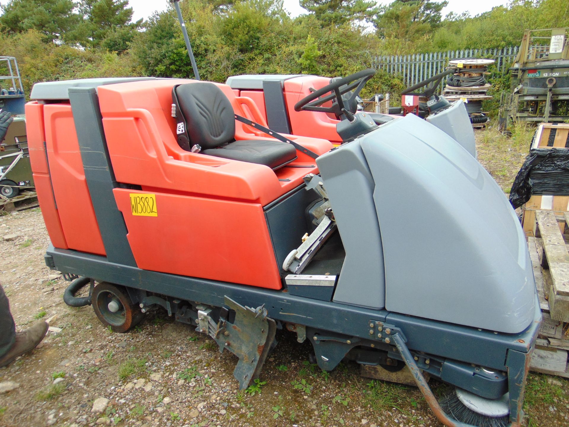 Hakomatic B 310 R CL Ride on Sweeper Scrubber