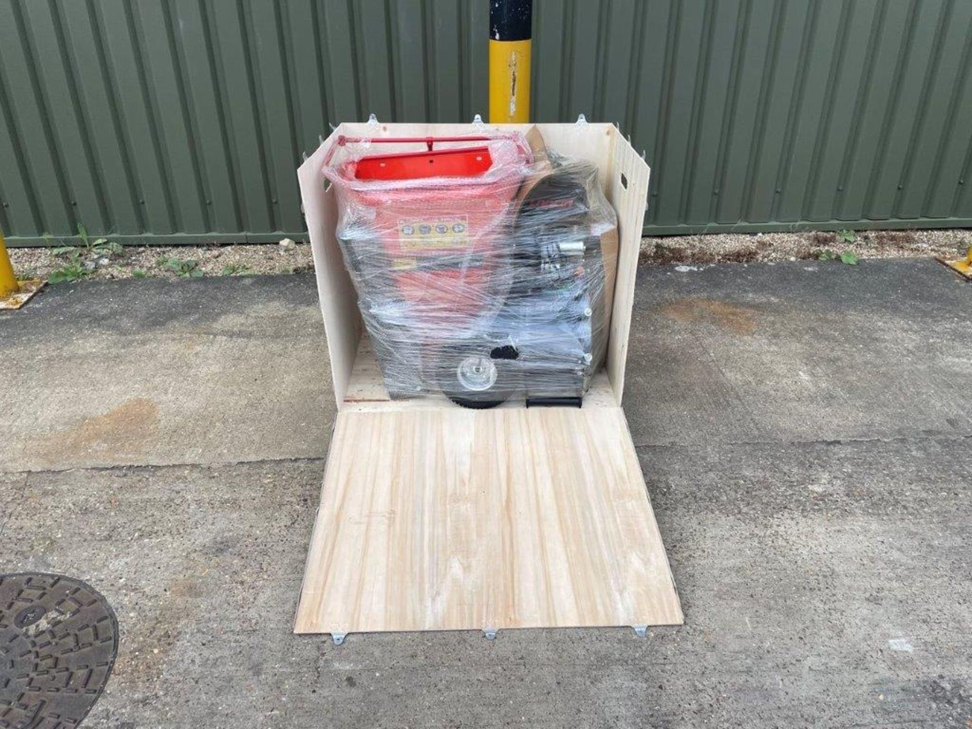 Brand New and unused, Armstrong DR-GS-65H Electric start Petrol Wood Chipper - Bild 20 aus 20