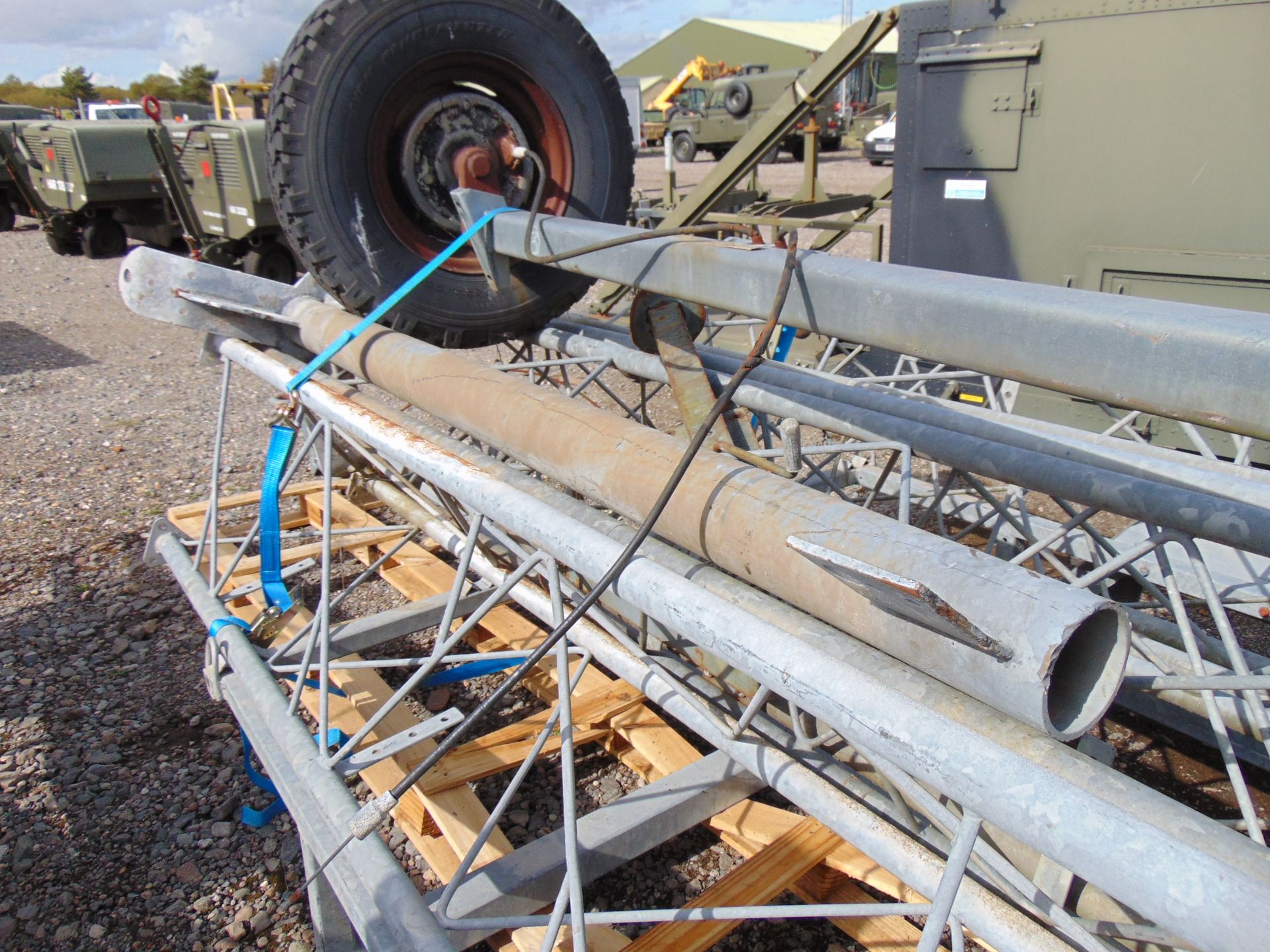 50ft Single Axle Aerial/Communciation Lattice Mast Trailer - Image 6 of 9