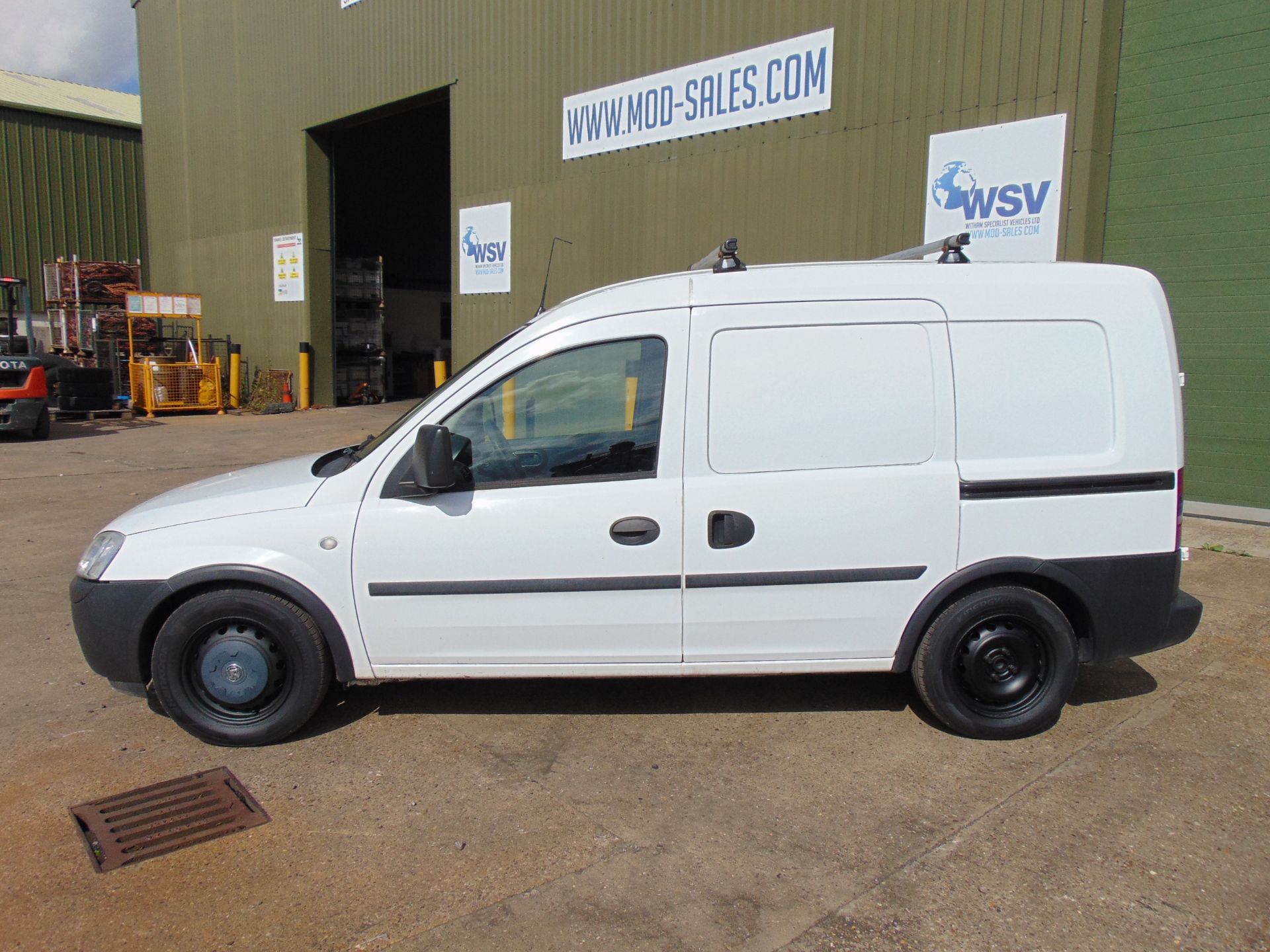 2010 Vauxhall Combo Panel Van ONLY 87,761 Miles - Image 6 of 22