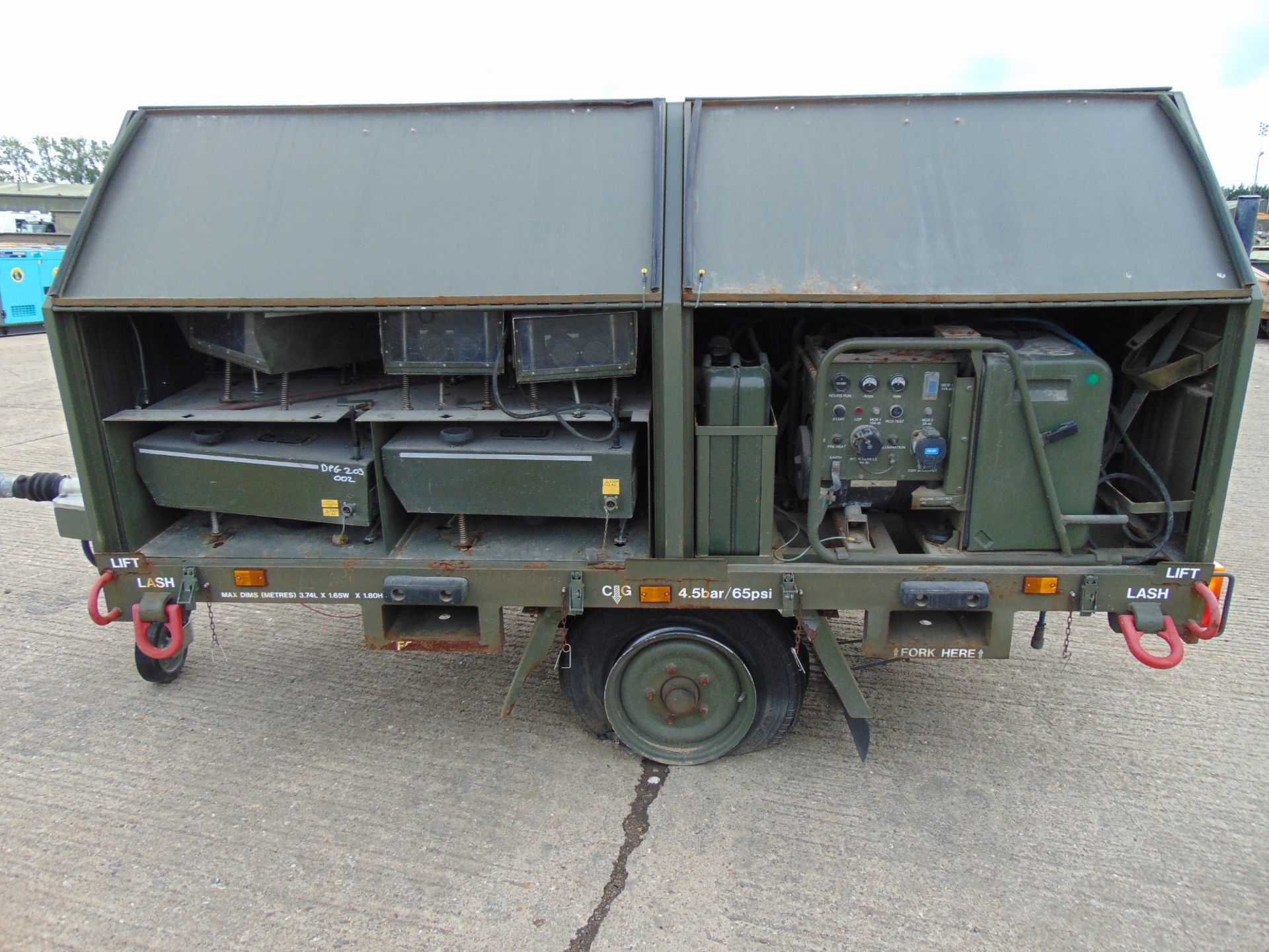 Moskit Single Axle Self Contained Airfield Lighting System c/w 2 x Onboard Generators - Image 16 of 21