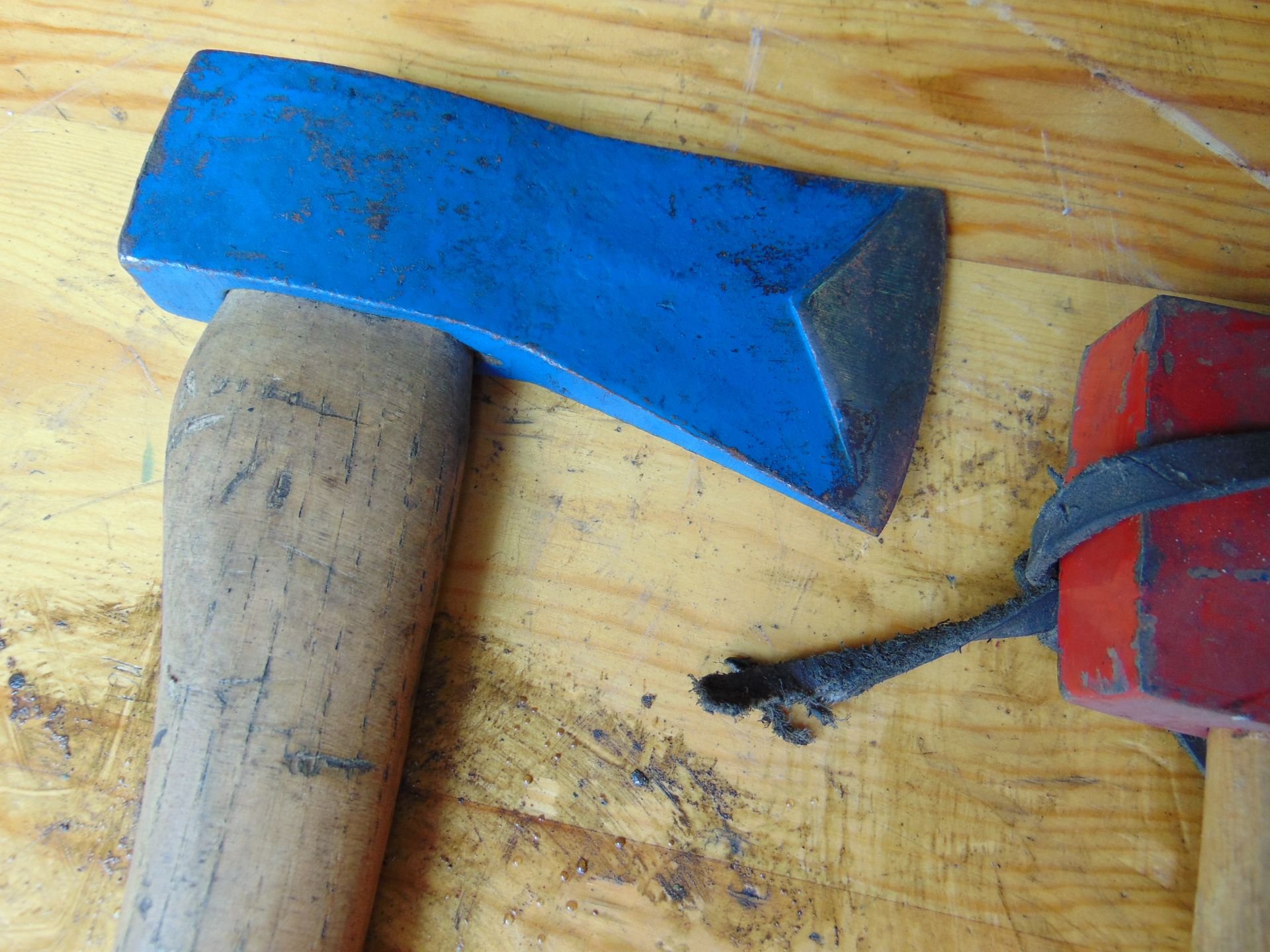 Set of 3 Woodmans Axes - Image 3 of 5