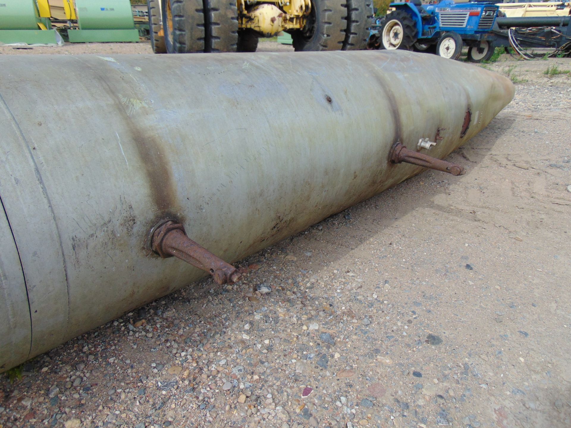 Aluminium external fuel tank, Drop tank (external tank, wing tank, or belly tank) - Image 6 of 7