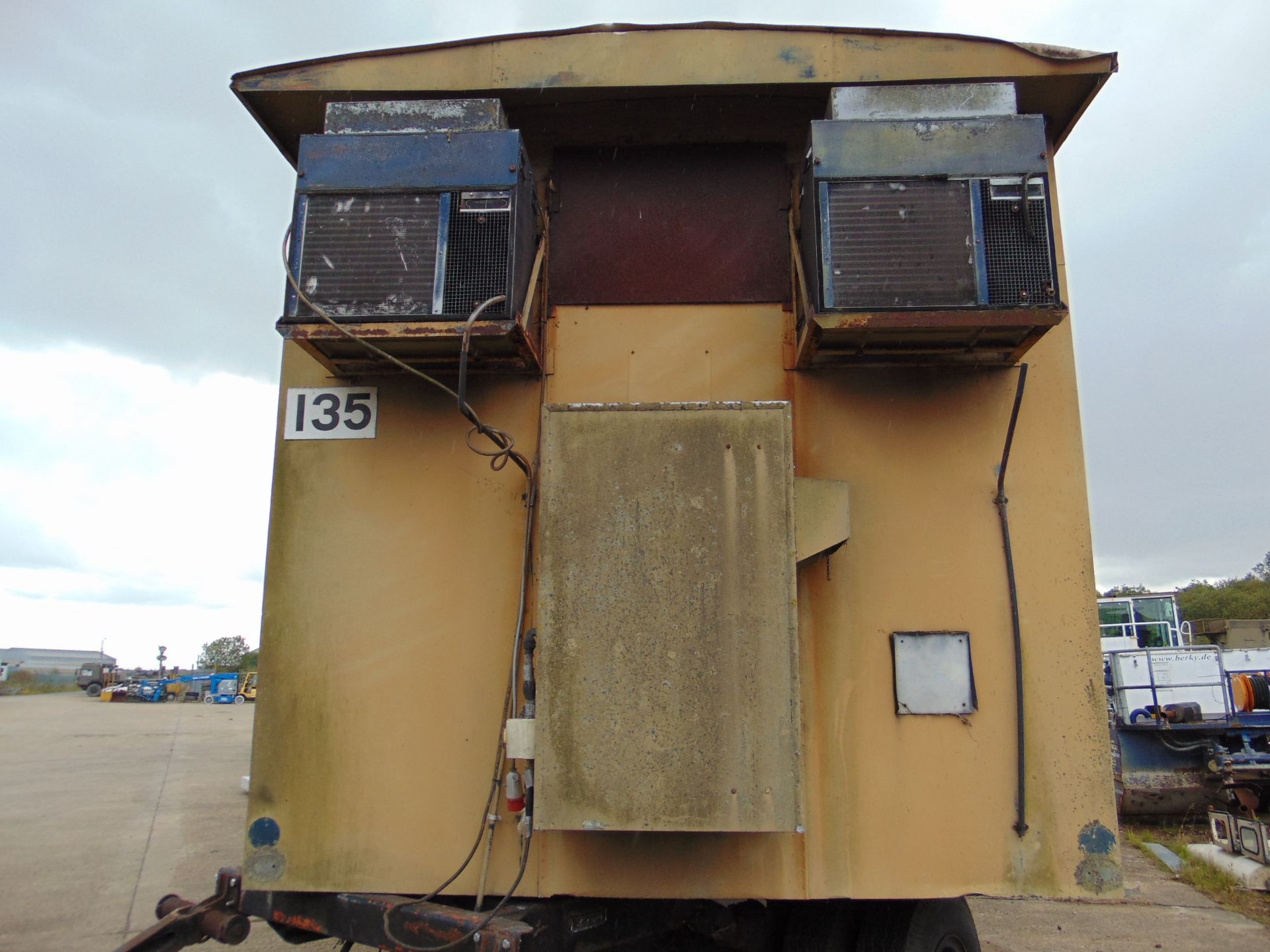 Very Rare Hunter Training Simulator from the RAF - Image 45 of 48