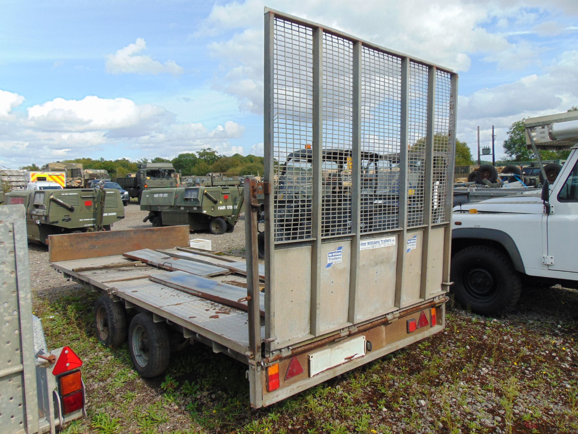 Ifor Williams 14 ft Twin Axle car/plant Trailer C/W Full Width Ramp and sides - Image 4 of 6