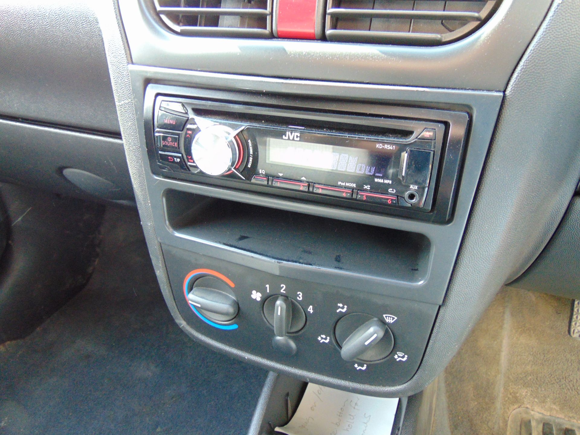 2010 Vauxhall Combo Panel Van ONLY 87,761 Miles - Image 18 of 22