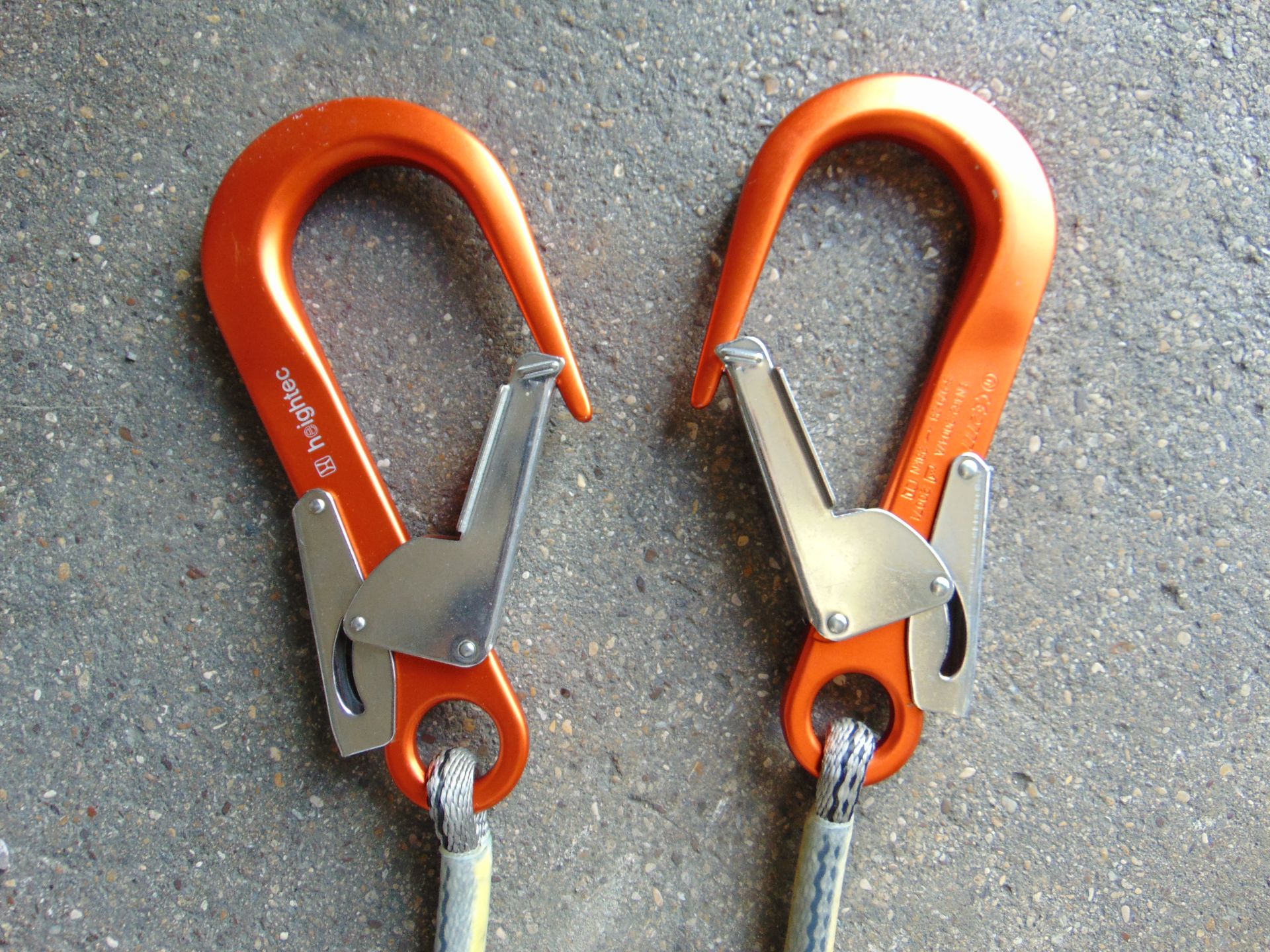 6 x Heightec Twin Lanyards c/w Oval Scaff Hooks - Image 6 of 7