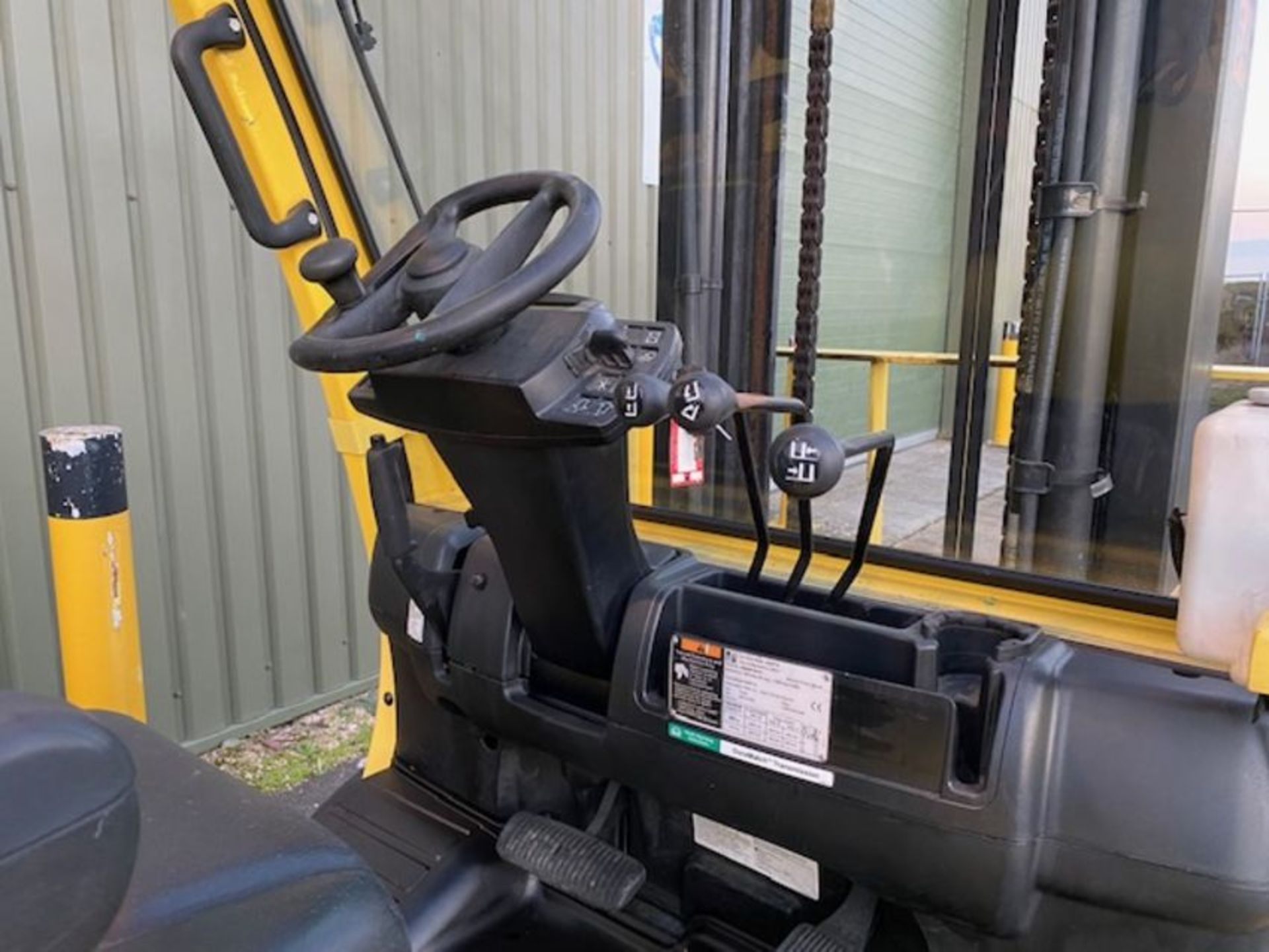 2015 Hyster H4.0 Fortens 4 ton Diesel Forklift ONLY 6,362 HOURS! - Image 19 of 26