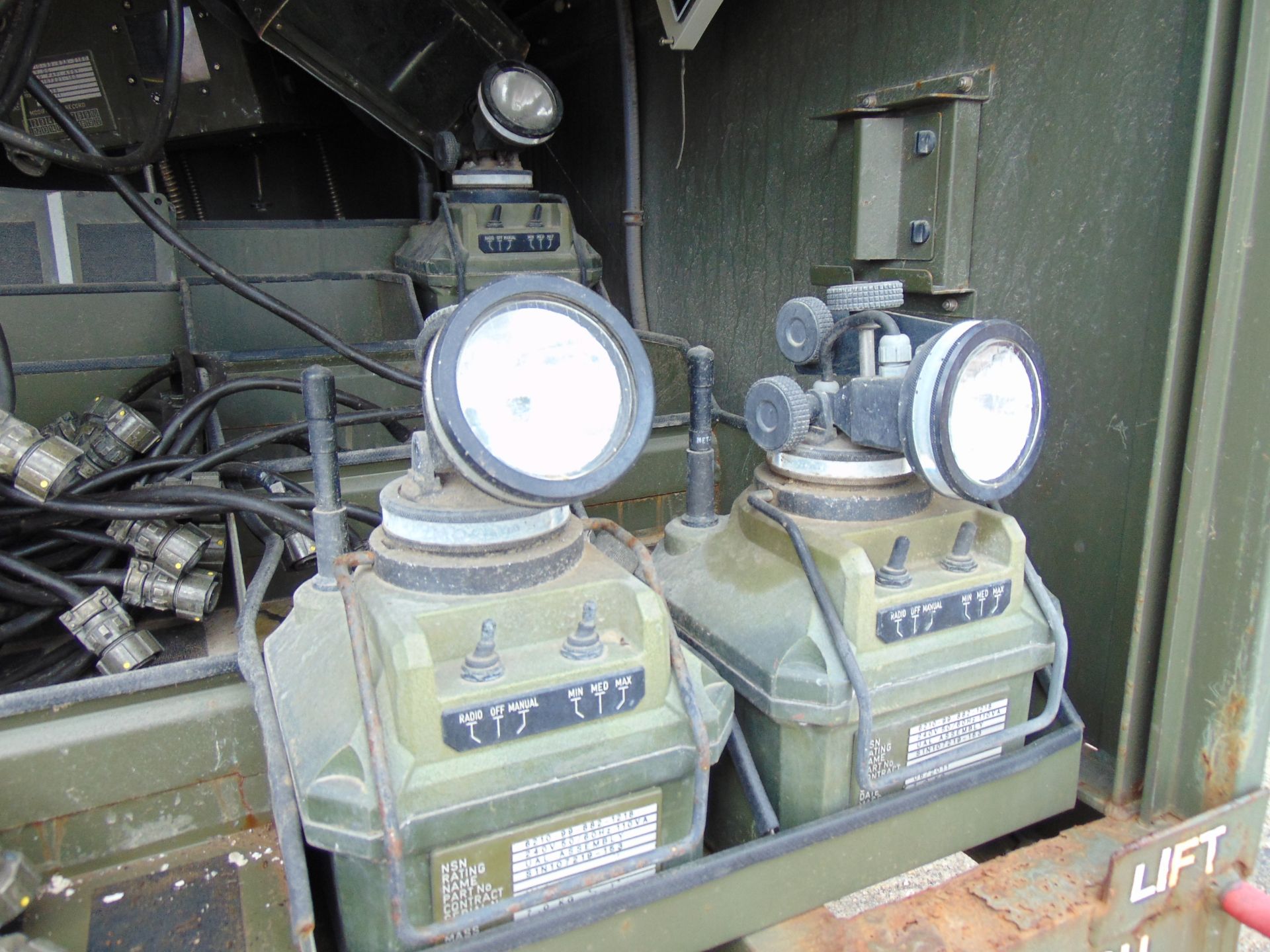 Moskit Single Axle Self Contained Airfield Lighting System c/w 2 x Onboard Generators - Image 8 of 21