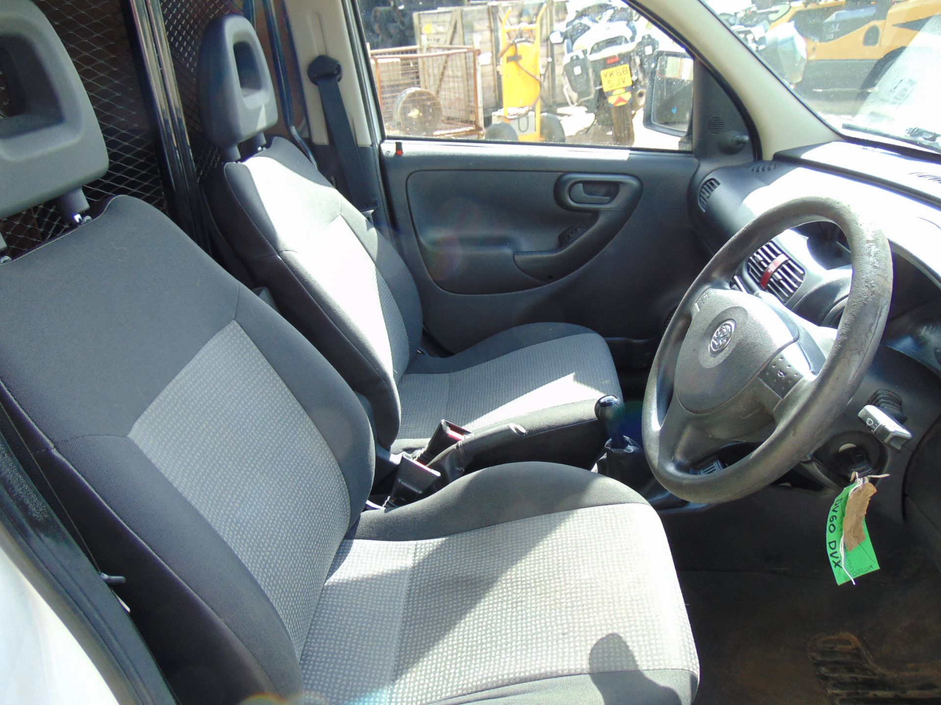 2010 Vauxhall Combo Panel Van ONLY 87,761 Miles - Image 16 of 22