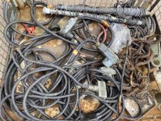 1 x Stillage Nato Inter Vehicle Jump Start Cables, etc