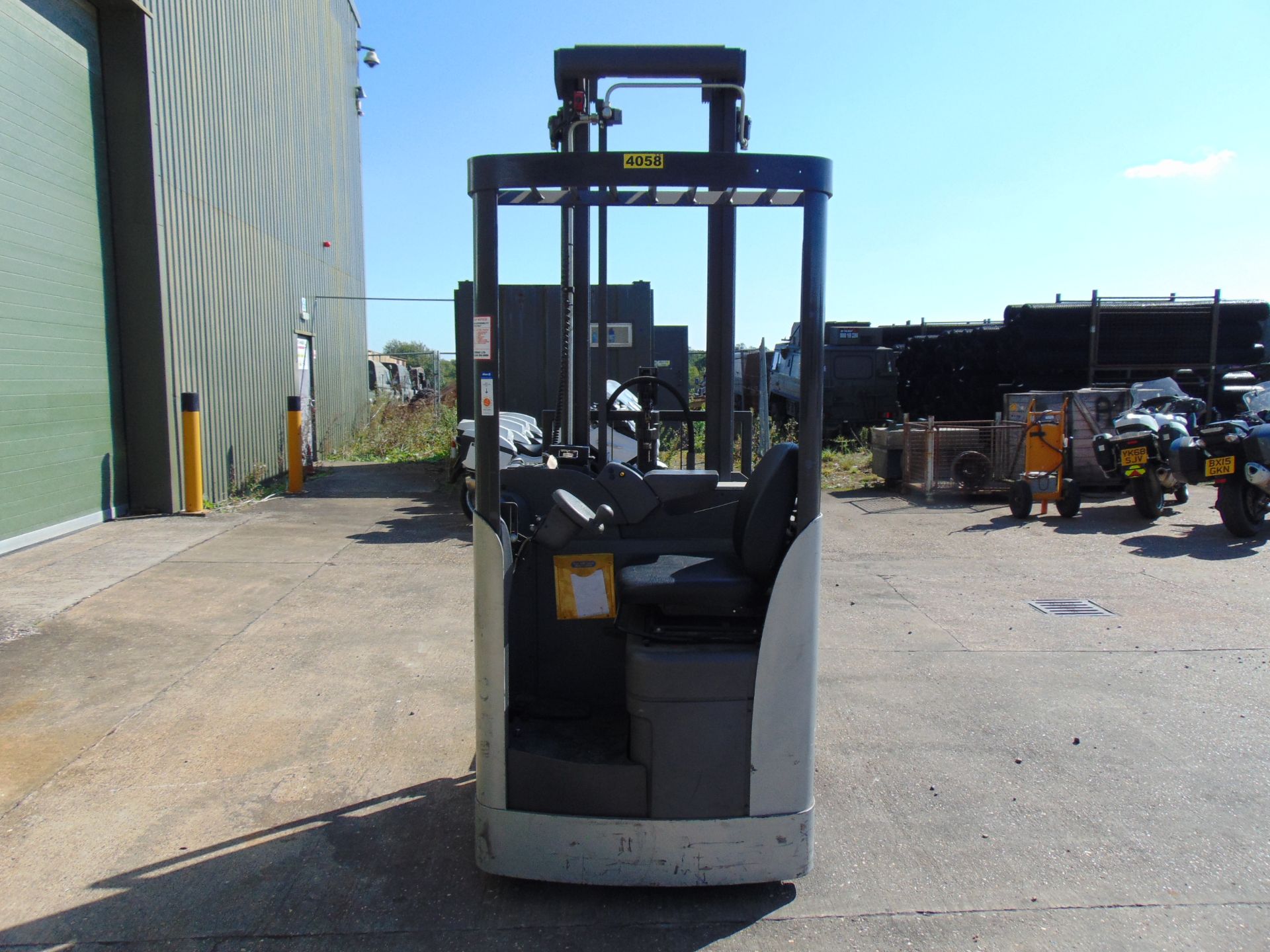 Nissan XSN160 Electric Forklift C/W Charger ONLY 94 HOURS! - Bild 7 aus 21